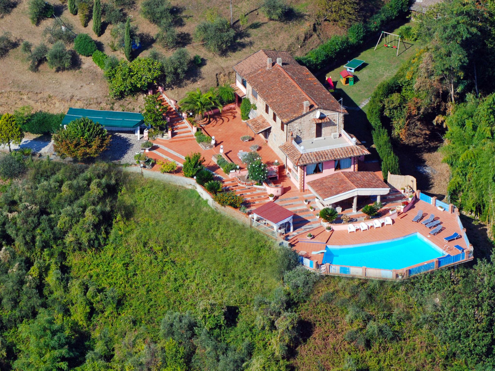 Photo 1 - Maison de 4 chambres à Massarosa avec piscine privée et vues à la mer