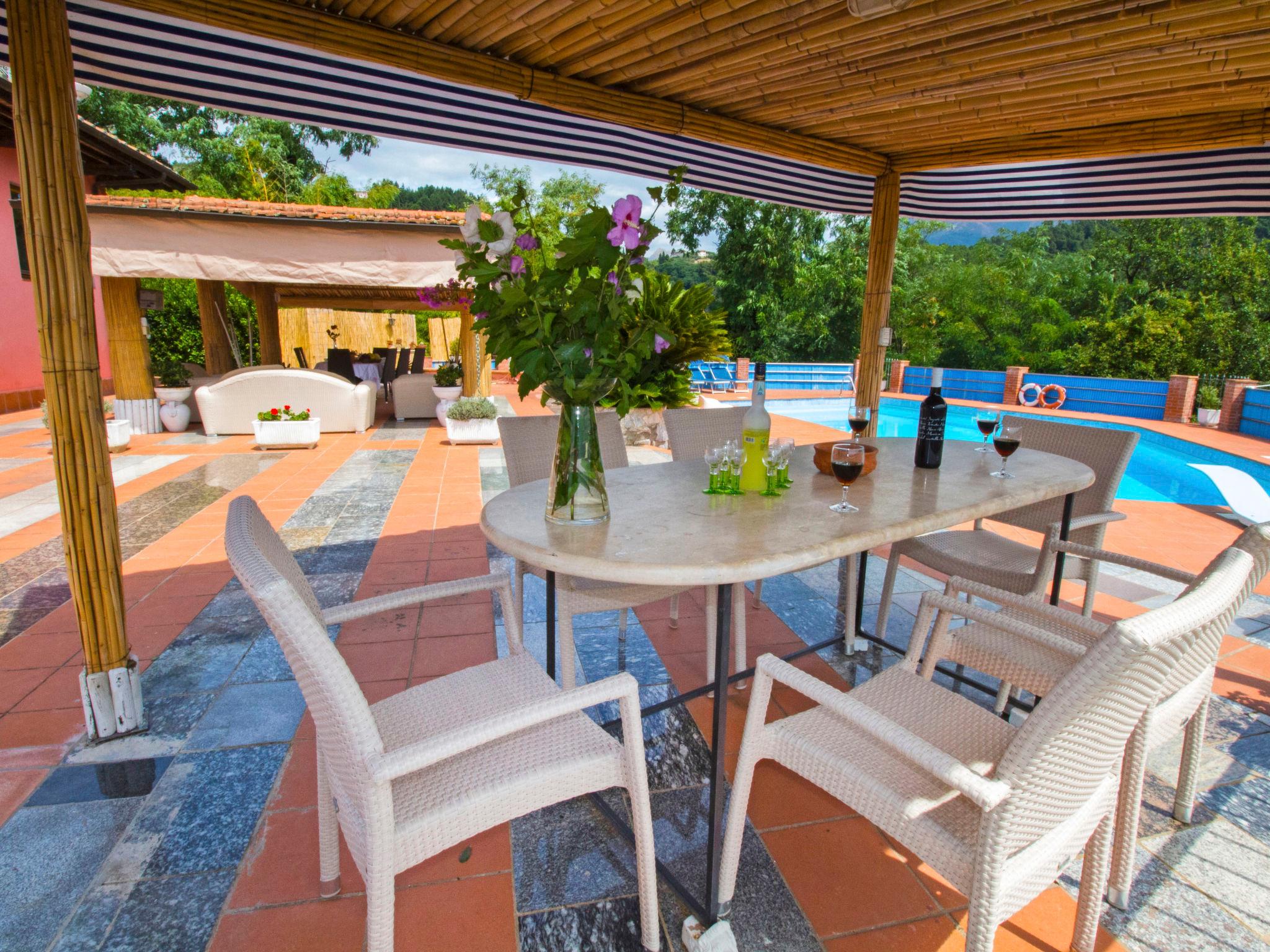 Foto 4 - Casa de 4 quartos em Massarosa com piscina privada e vistas do mar