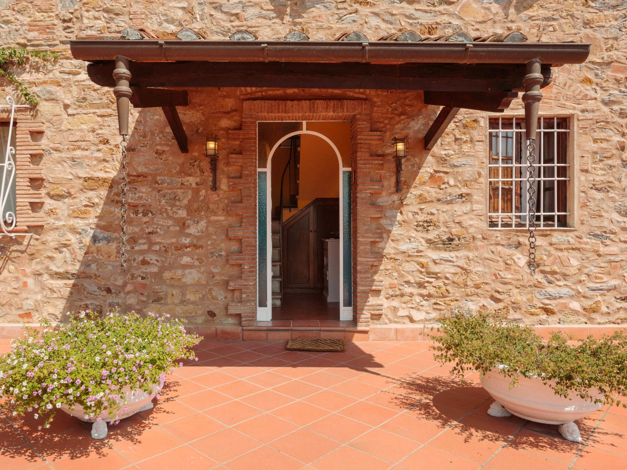 Foto 44 - Casa con 4 camere da letto a Massarosa con piscina privata e vista mare