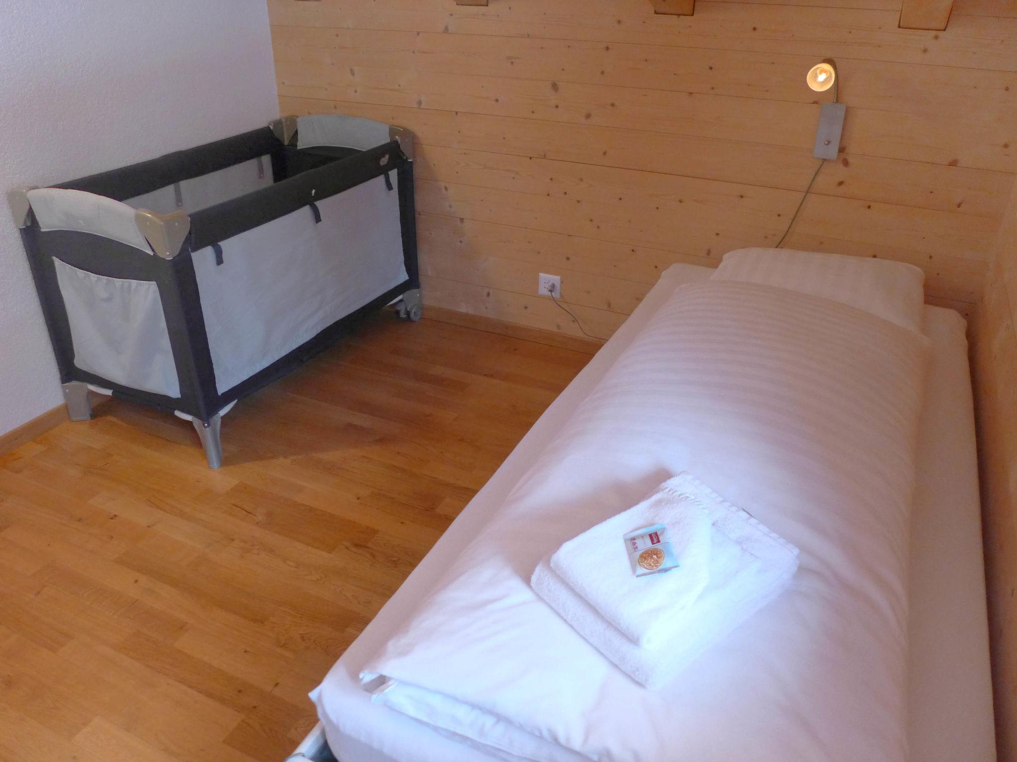 Foto 11 - Appartamento con 3 camere da letto a Grindelwald con vista sulle montagne