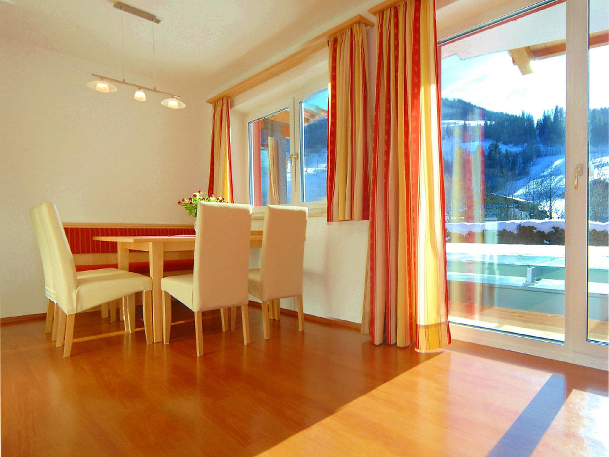 Photo 3 - 2 bedroom Apartment in Forstau with garden and mountain view