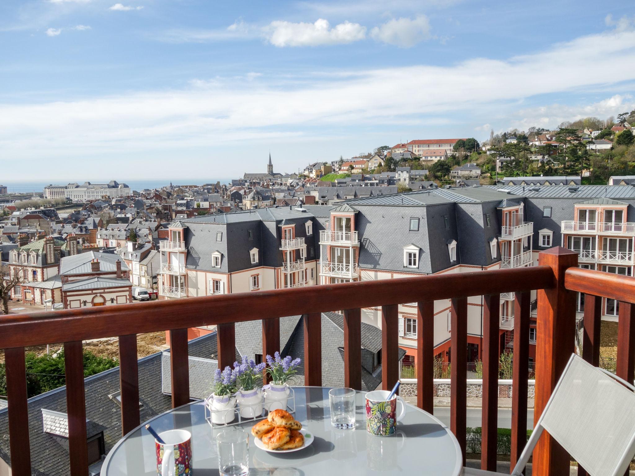 Foto 17 - Apartamento de 1 habitación en Trouville-sur-Mer con vistas al mar