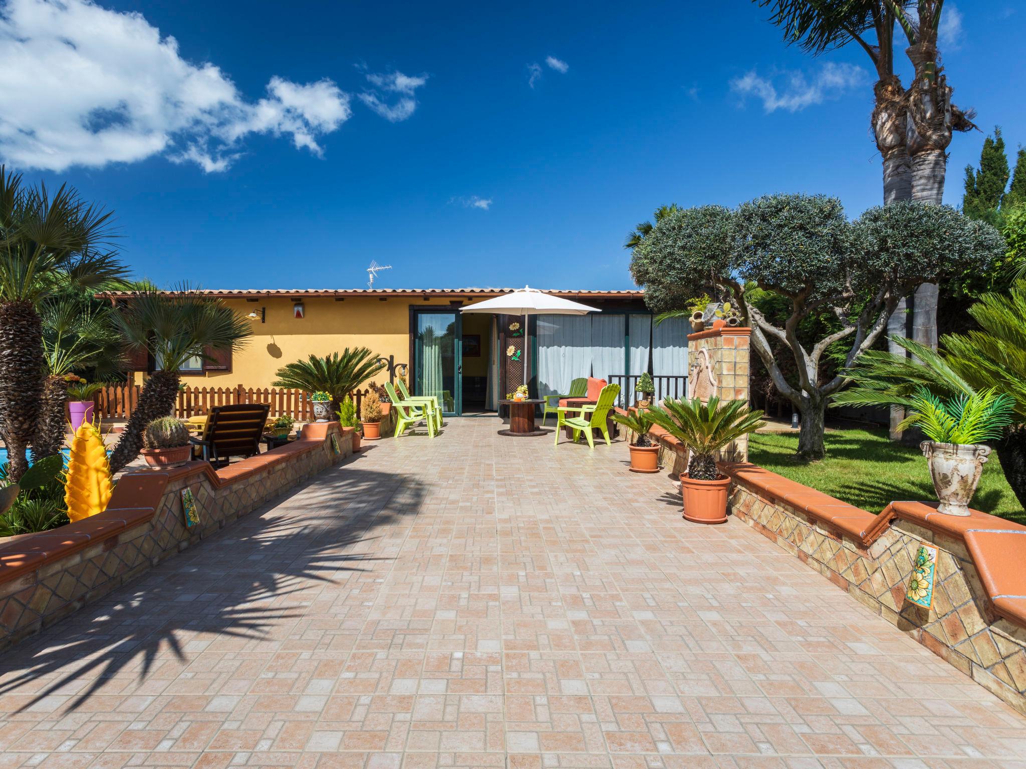 Photo 32 - Maison de 2 chambres à Agrigente avec piscine privée et vues à la mer