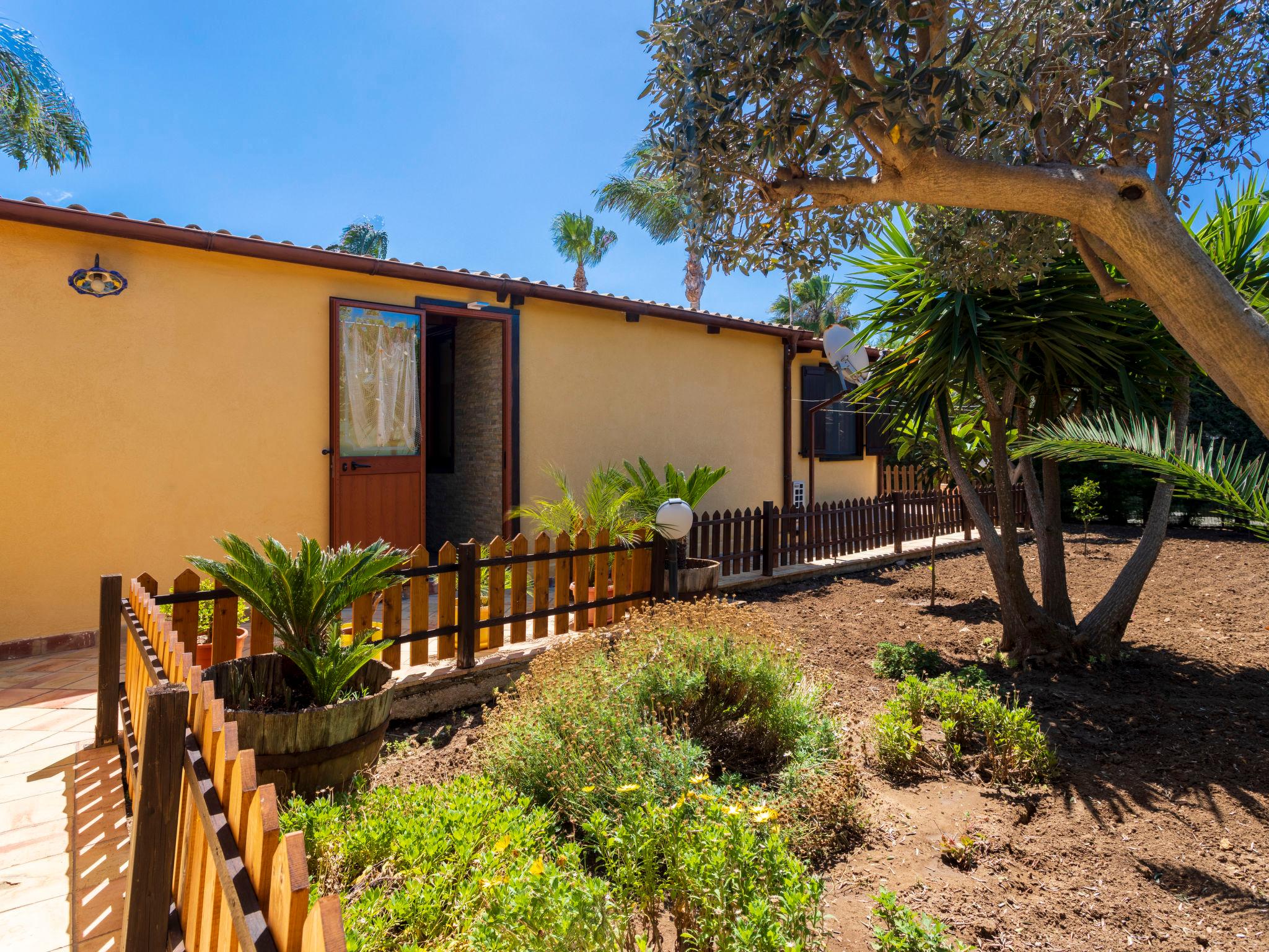 Foto 30 - Casa con 2 camere da letto a Agrigento con piscina privata e giardino