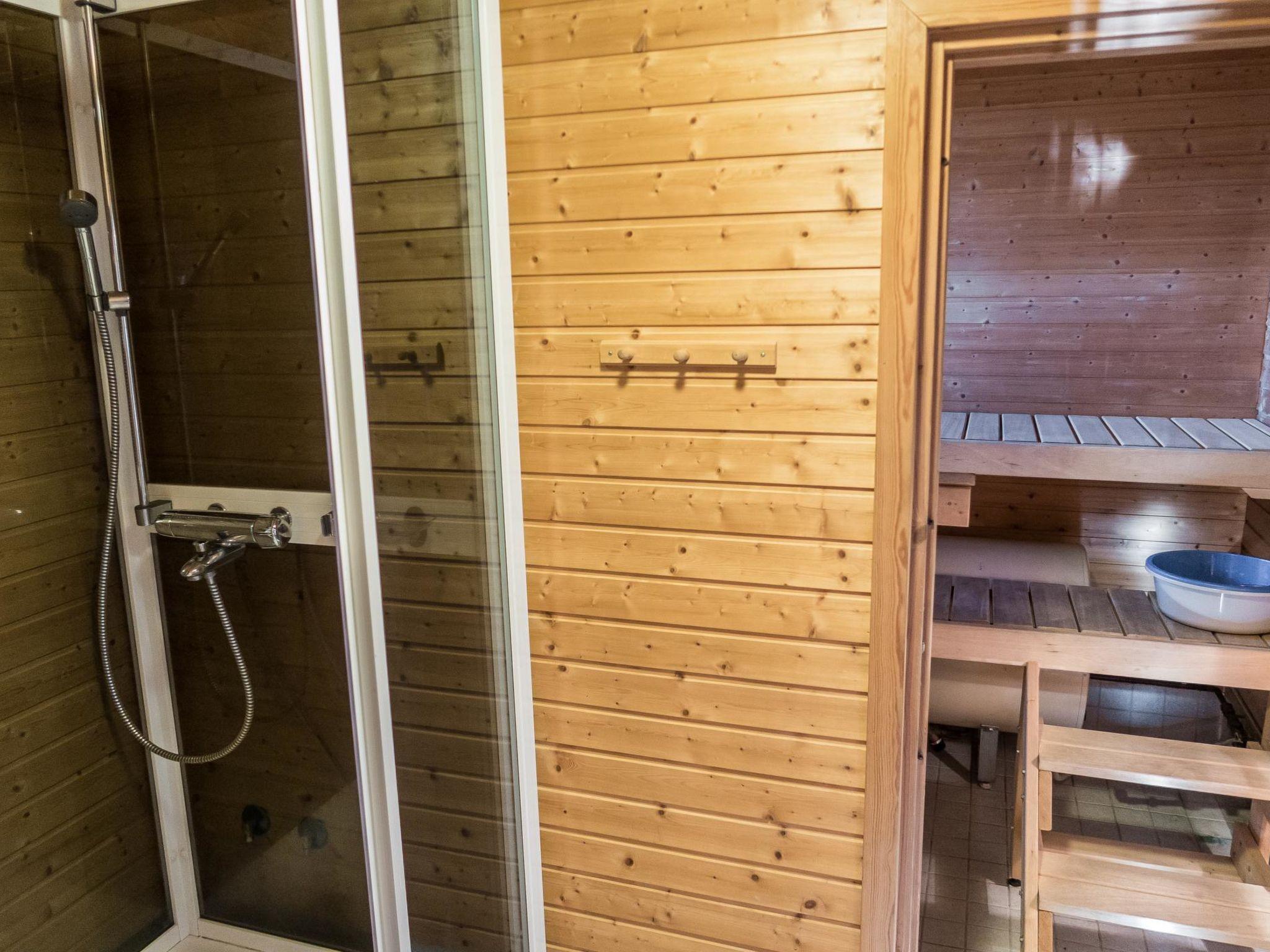 Photo 15 - 1 bedroom House in Kuusamo with sauna and mountain view