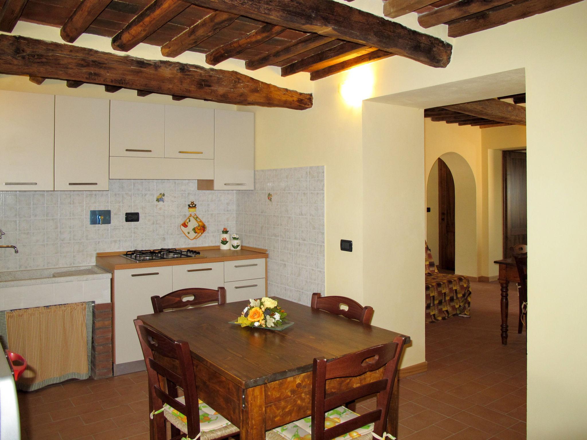 Photo 7 - 2 bedroom Apartment in Pescia with swimming pool and terrace