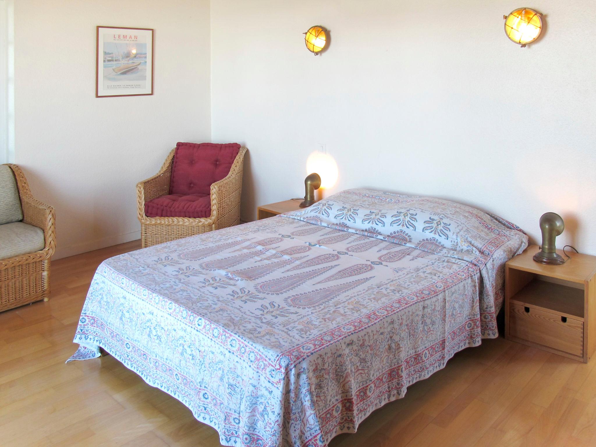 Foto 8 - Apartment mit 1 Schlafzimmer in Lège-Cap-Ferret mit garten und blick aufs meer