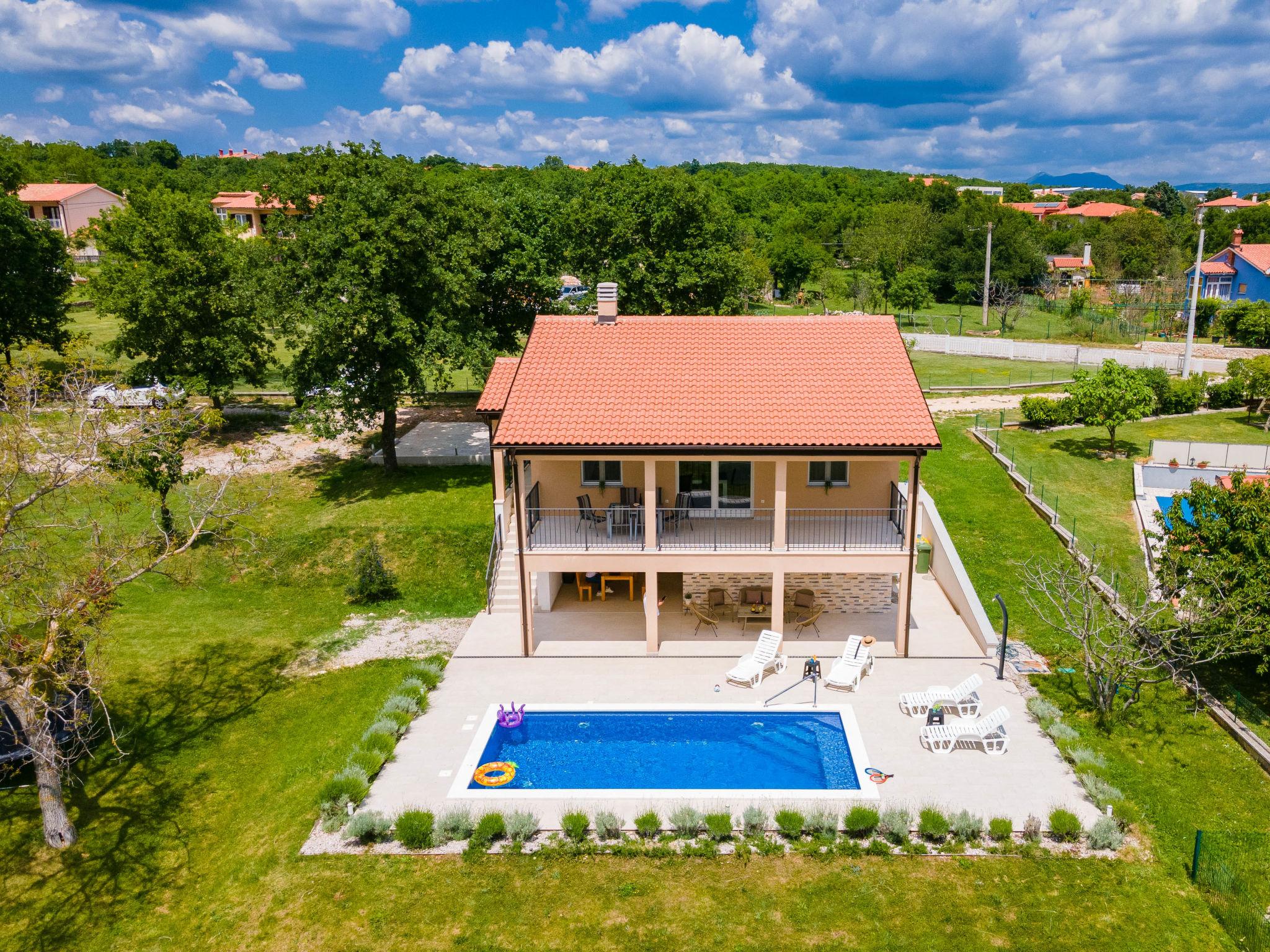 Foto 30 - Casa de 3 habitaciones en Labin con piscina privada y vistas al mar