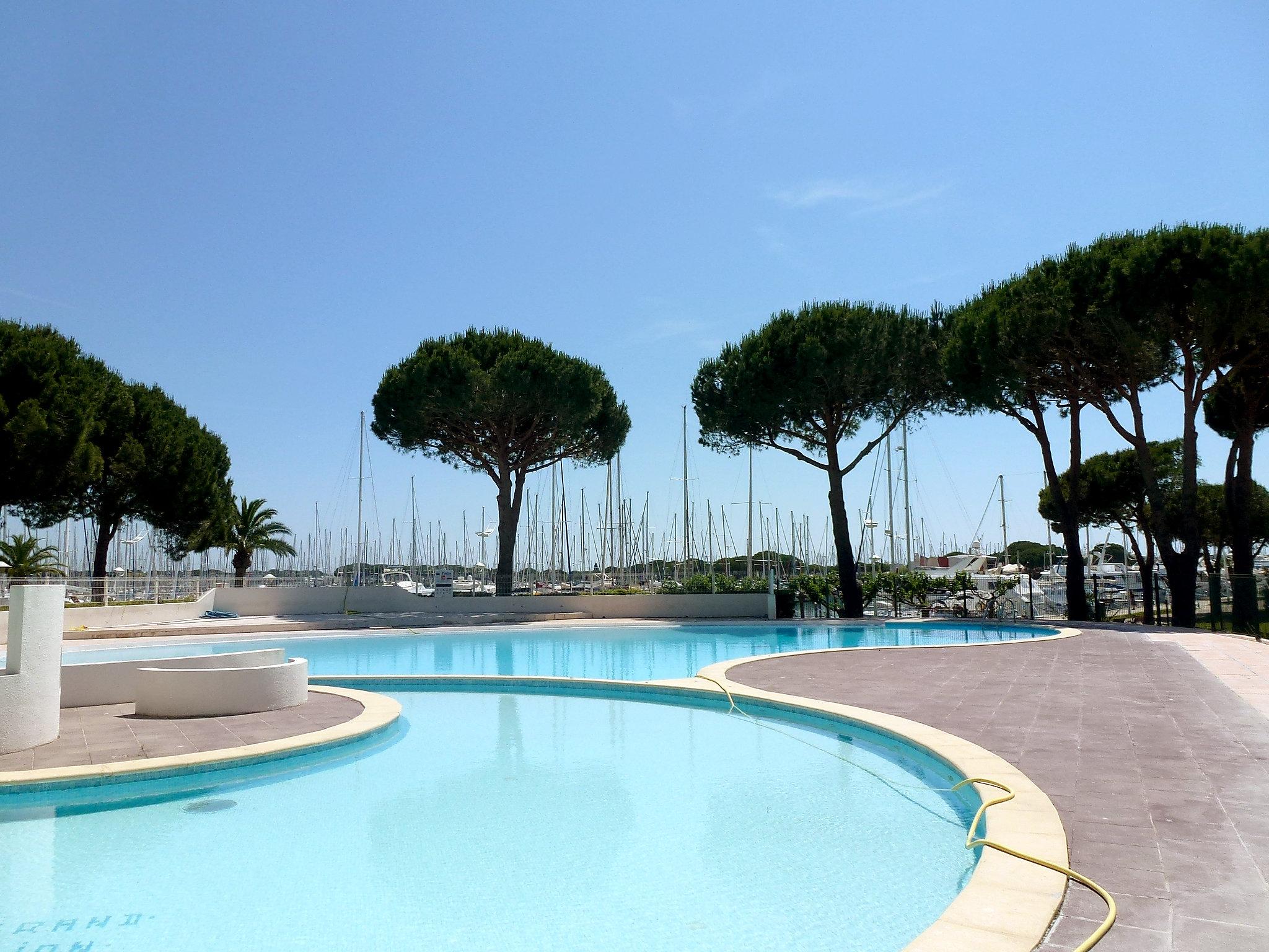 Foto 5 - Apartment in Le Grau-du-Roi mit schwimmbad und blick aufs meer