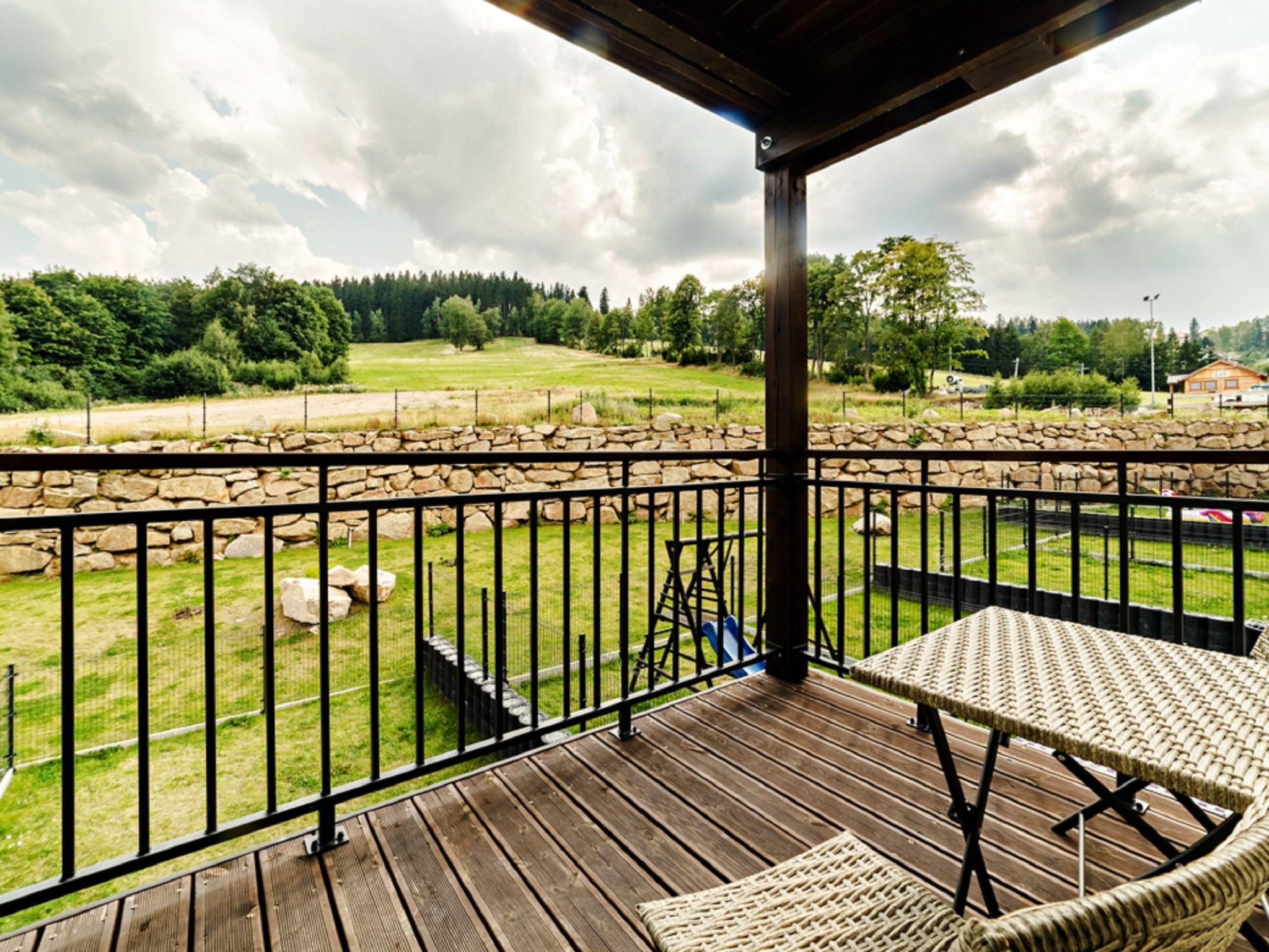 Foto 5 - Apartment mit 1 Schlafzimmer in Karpacz mit blick auf die berge