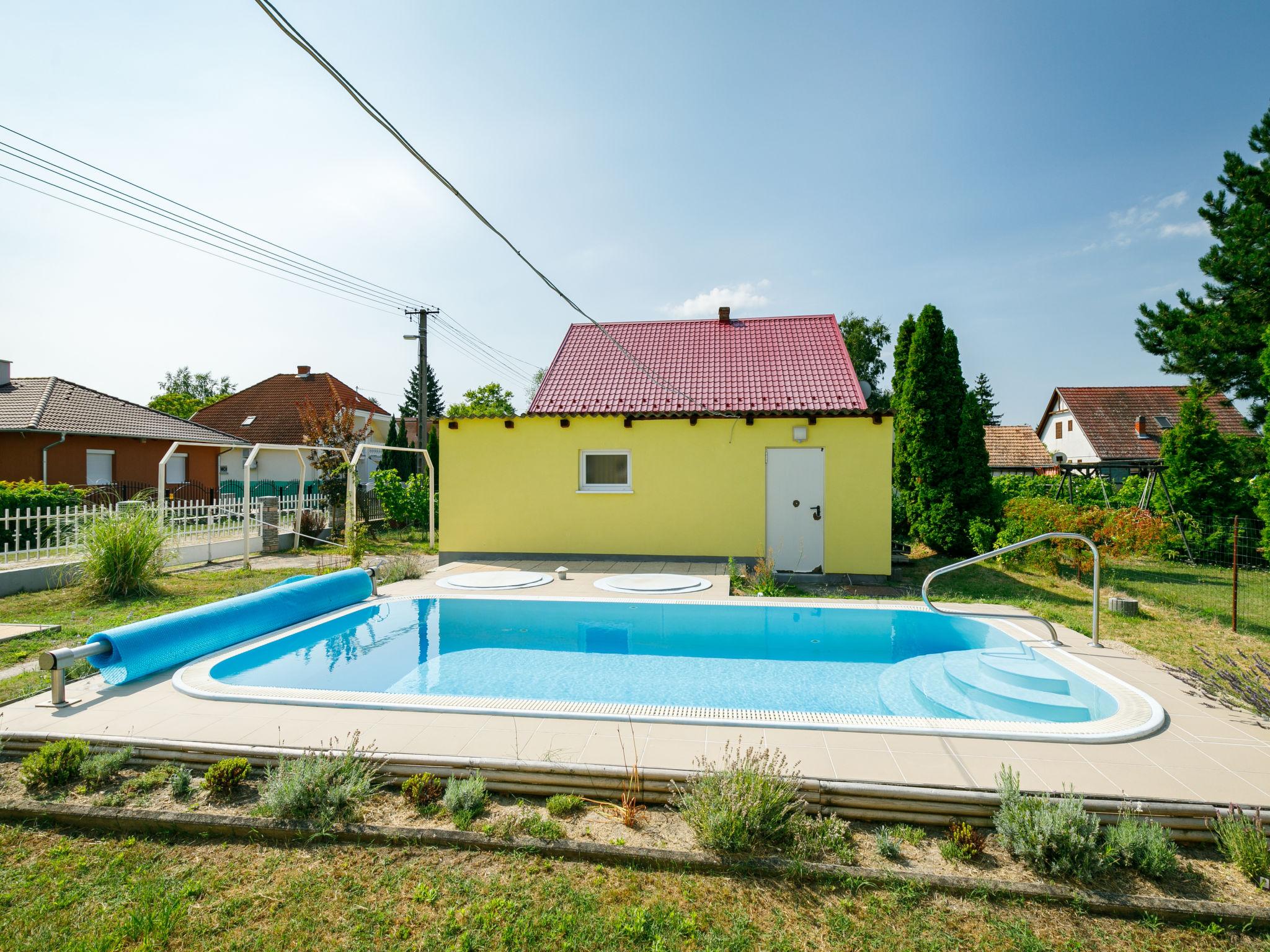 Photo 20 - Maison de 4 chambres à Balatonmáriafürdő avec piscine privée et jardin