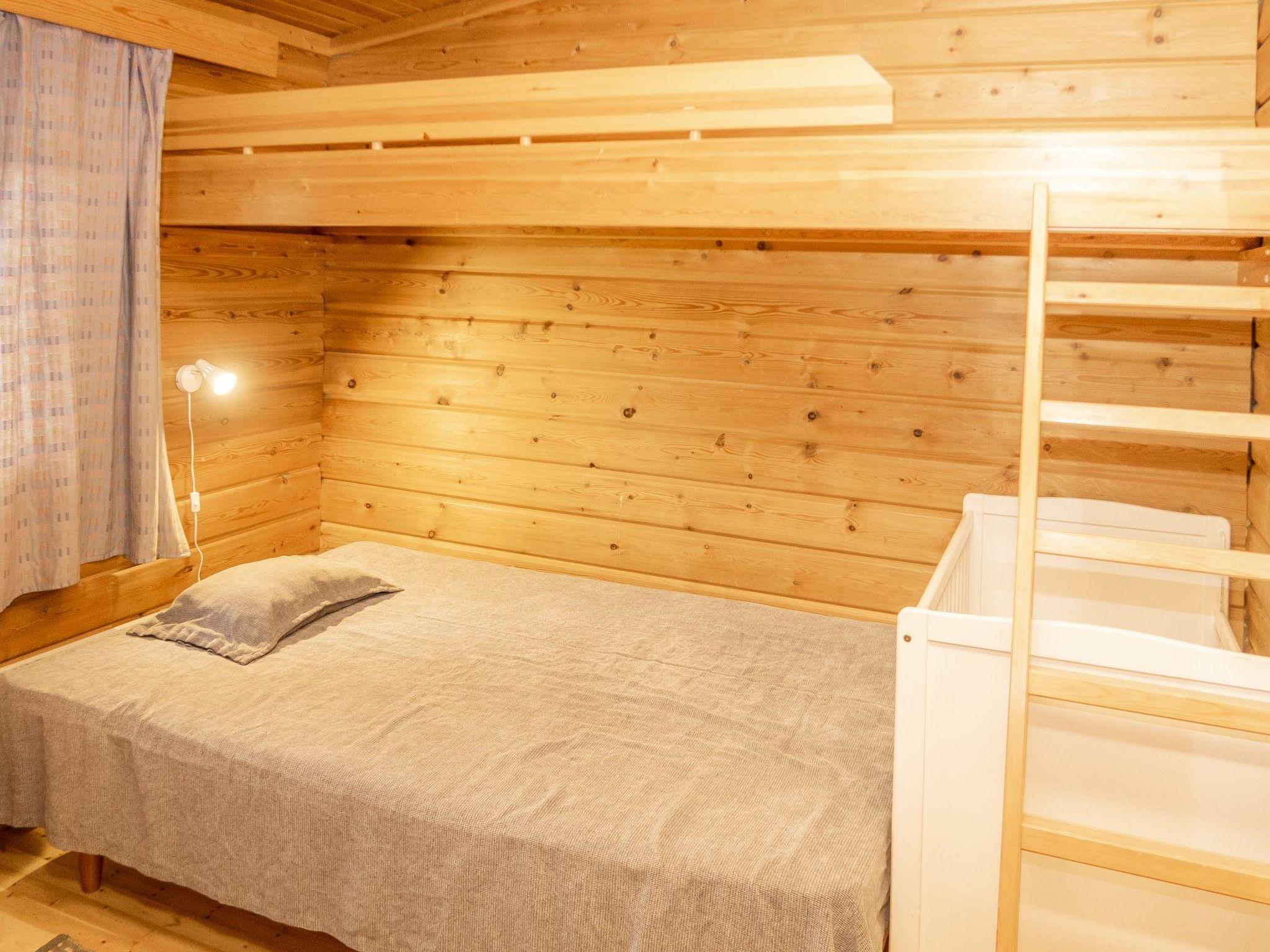 Foto 8 - Casa de 2 habitaciones en Kuusamo con sauna y vistas a la montaña