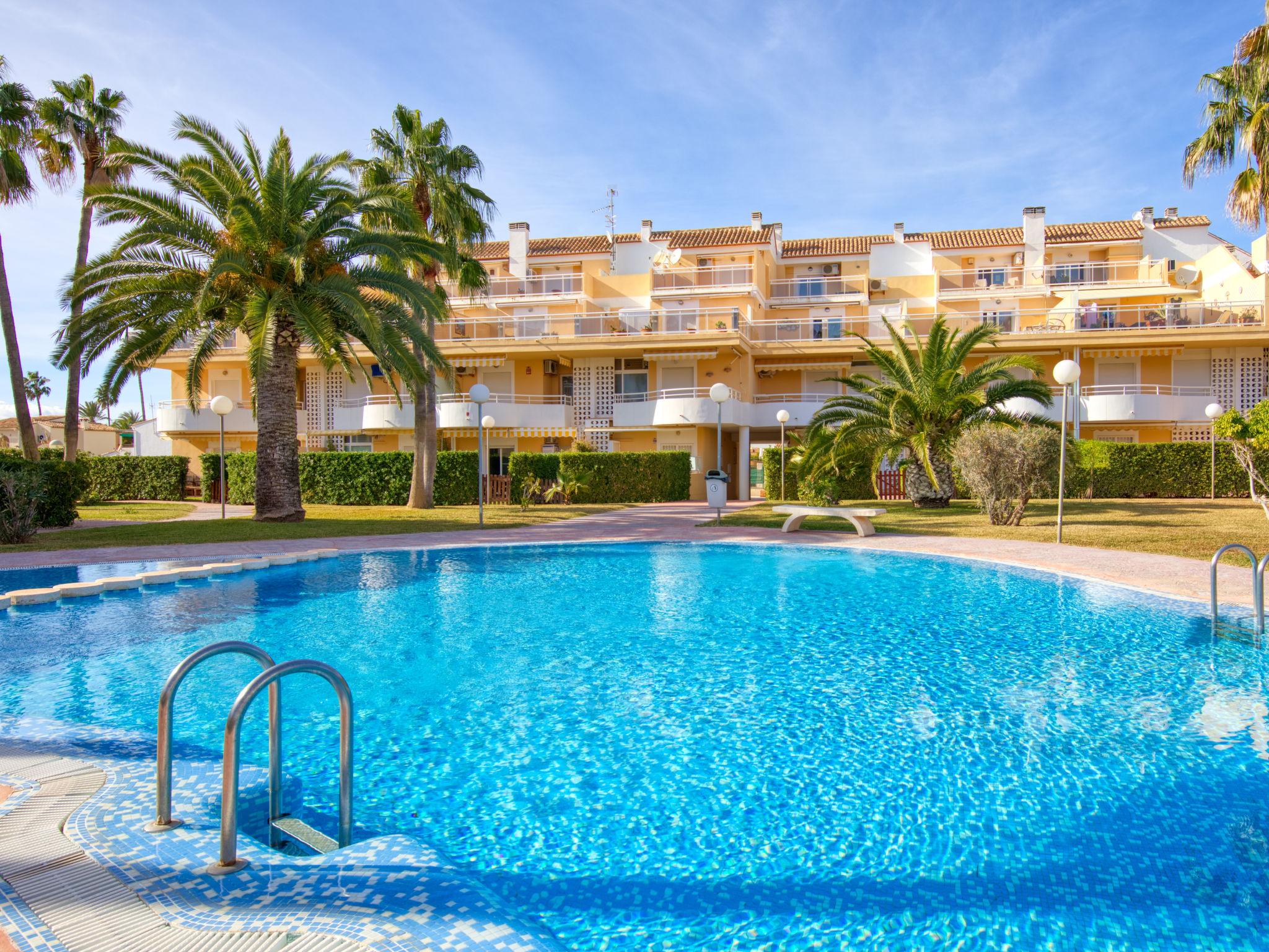 Photo 1 - Maison de 1 chambre à Dénia avec piscine et vues à la mer