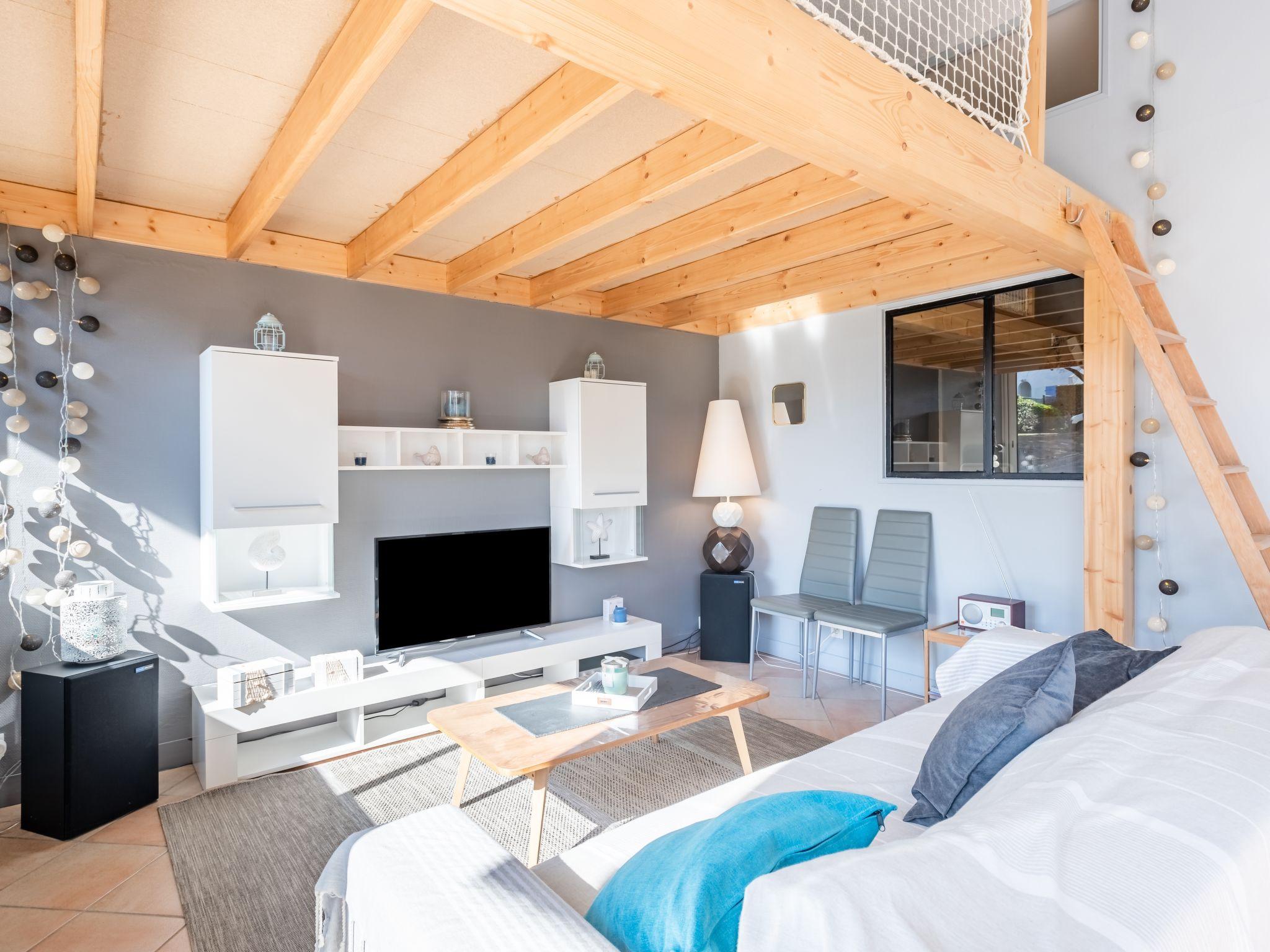 Foto 1 - Appartamento con 1 camera da letto a Quiberon con giardino e vista mare