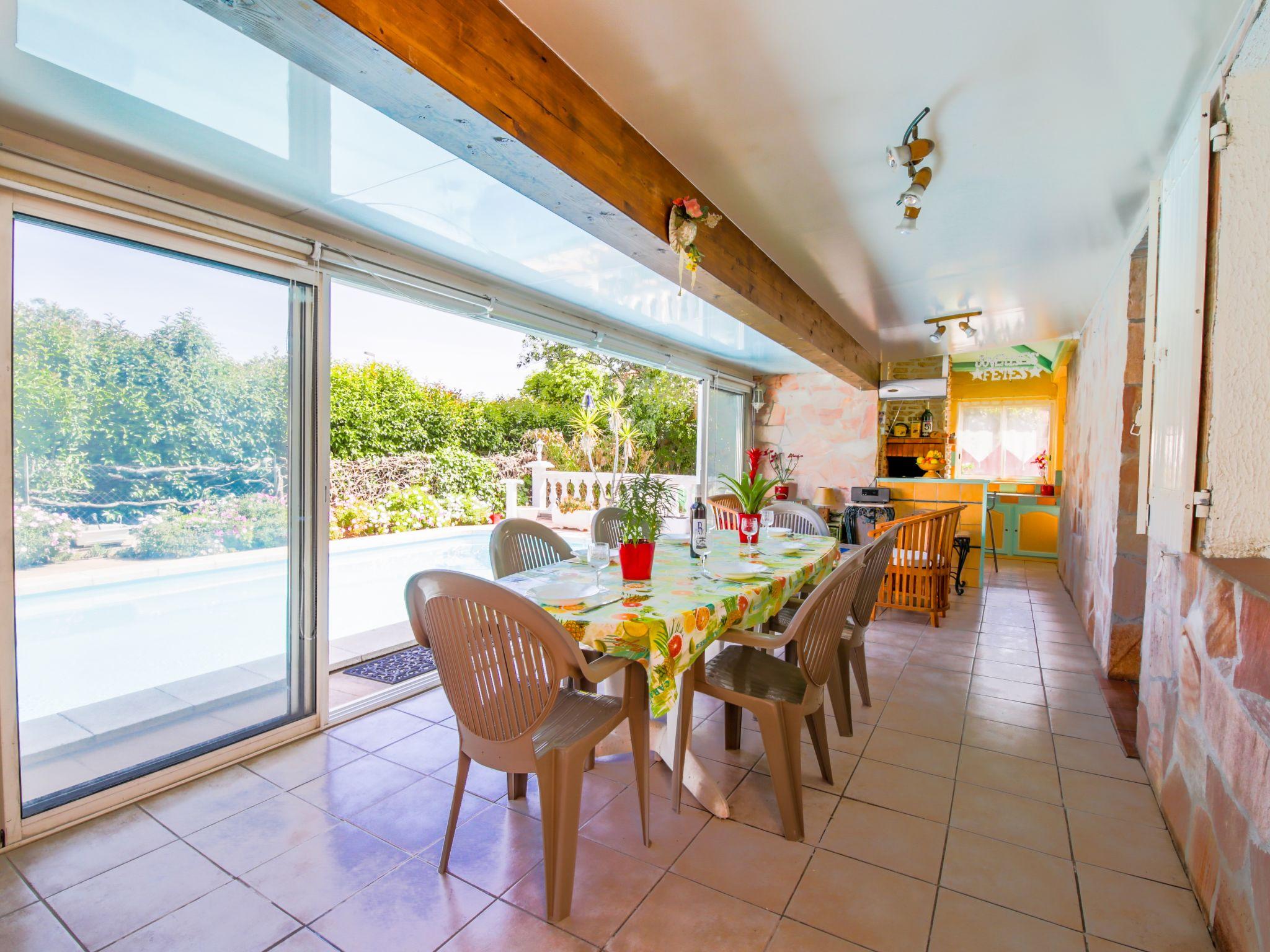 Photo 3 - 3 bedroom House in Solliès-Pont with private pool and sea view