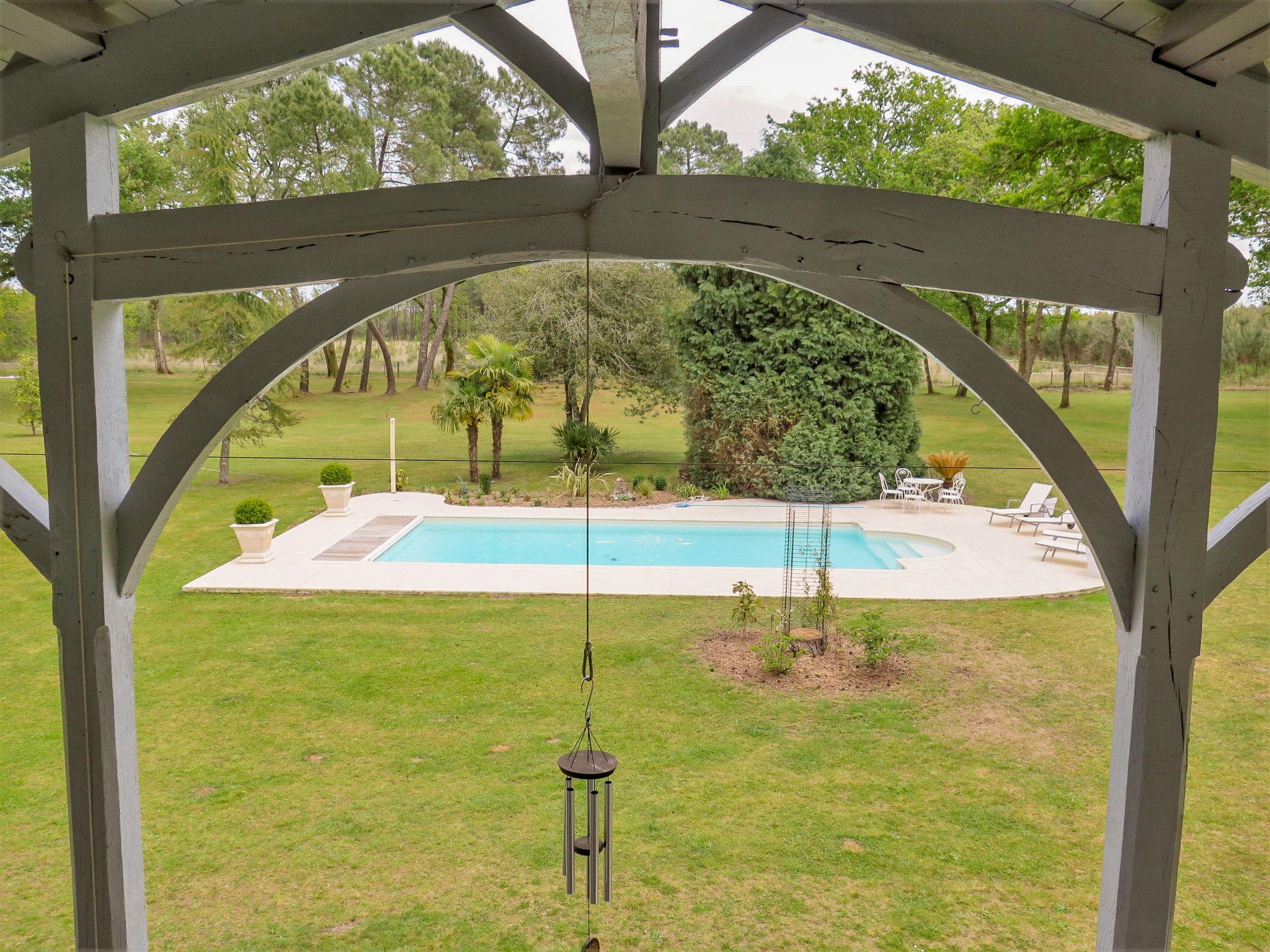 Foto 22 - Casa de 3 quartos em Losse com piscina privada e jardim