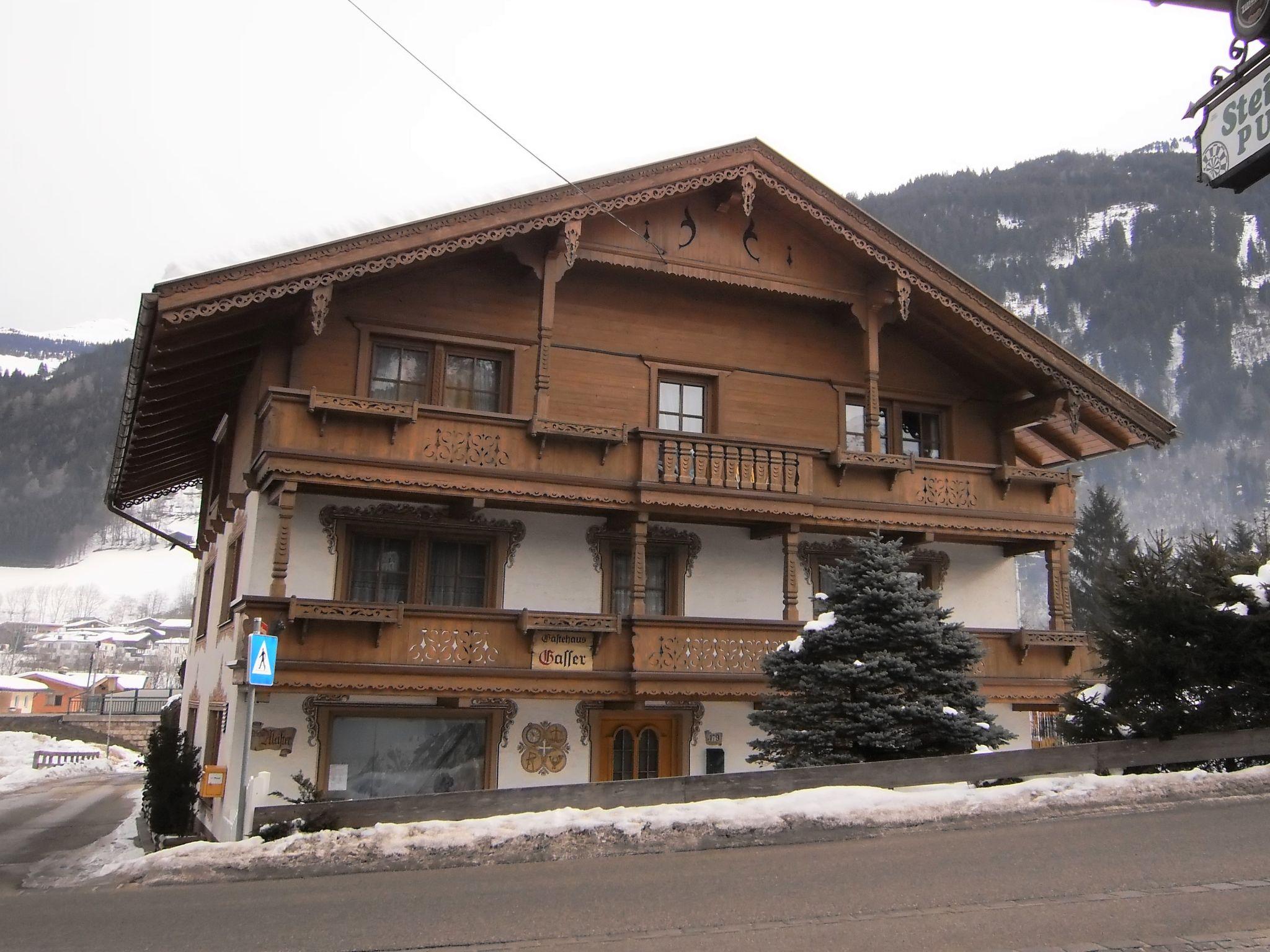 Photo 38 - Maison de 8 chambres à Uderns avec jardin et vues sur la montagne