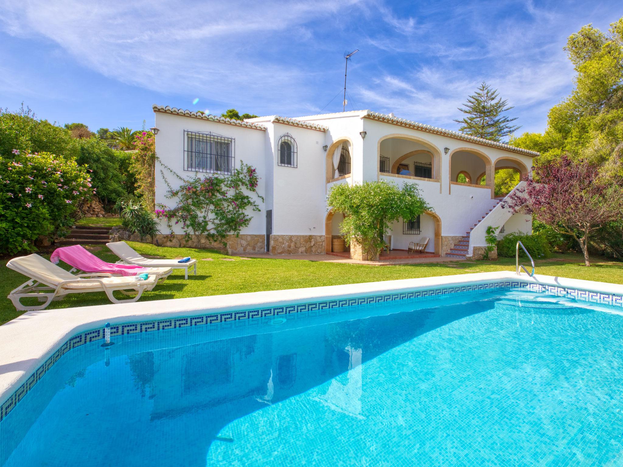 Foto 28 - Casa con 4 camere da letto a Jávea con piscina privata e giardino