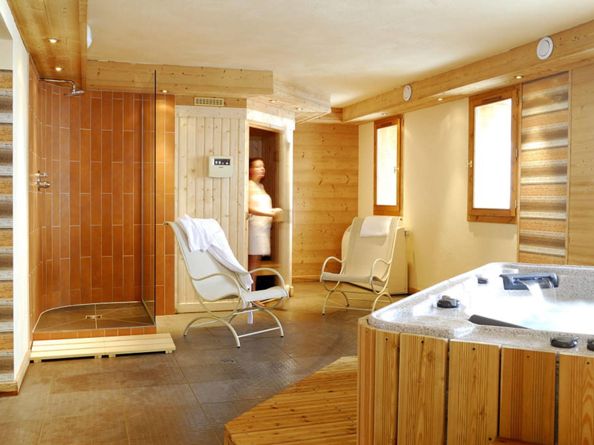 Foto 5 - Apartamento de 3 habitaciones en La Plagne Tarentaise con sauna y bañera de hidromasaje