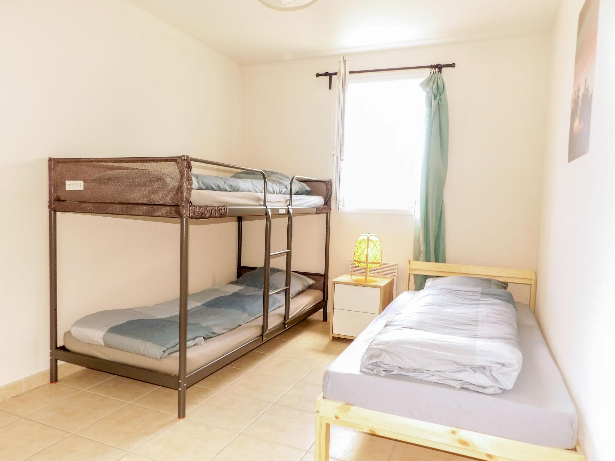 Foto 15 - Appartamento con 2 camere da letto a Bias con piscina e vista mare