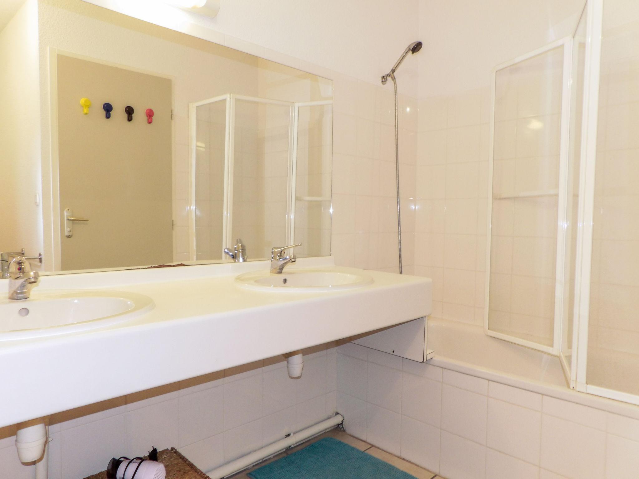 Foto 7 - Apartamento de 2 quartos em Bias com piscina e jardim