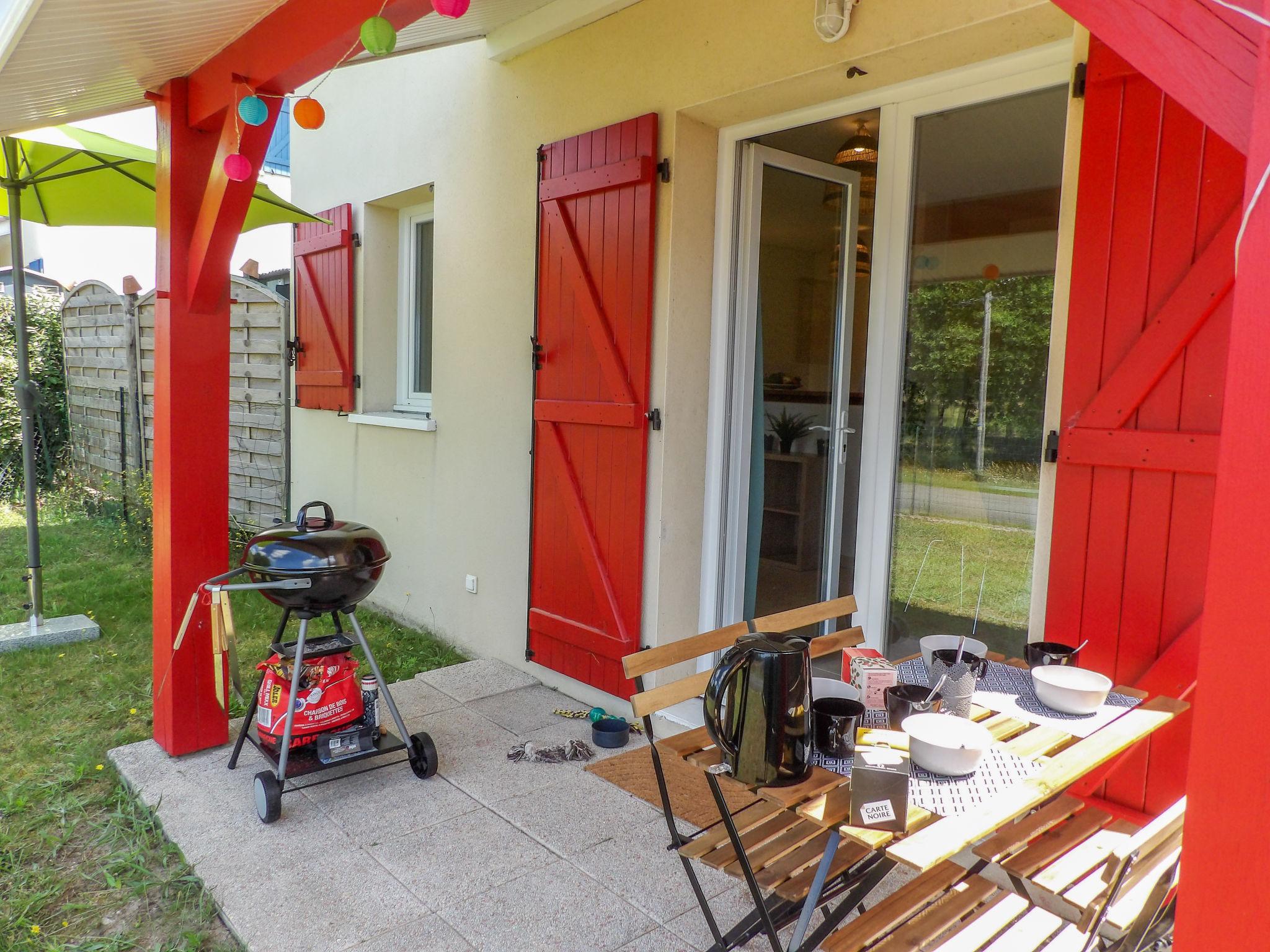 Photo 1 - Appartement de 2 chambres à Bias avec piscine et vues à la mer