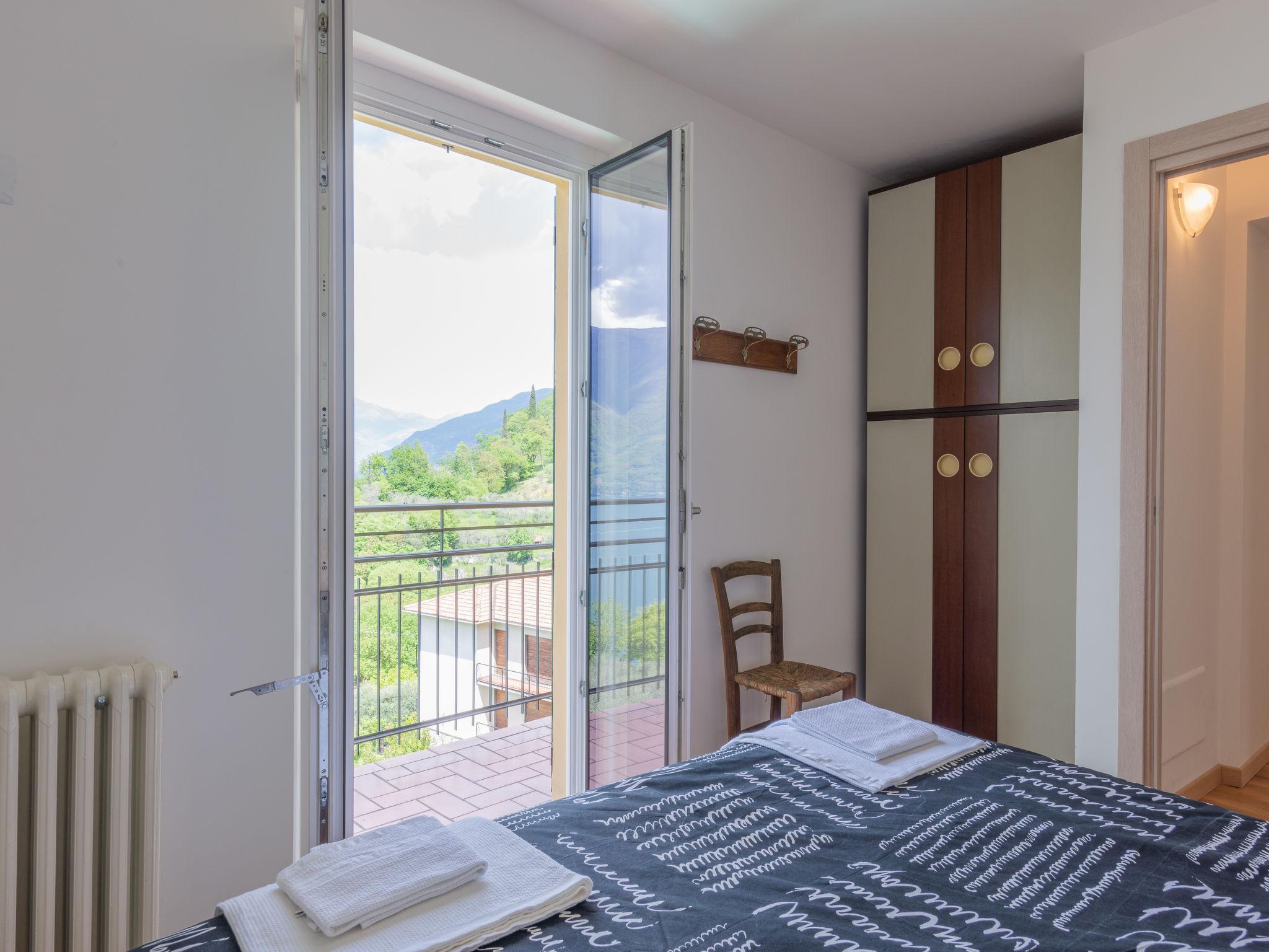 Foto 12 - Apartamento de 3 quartos em Perledo com piscina e vista para a montanha
