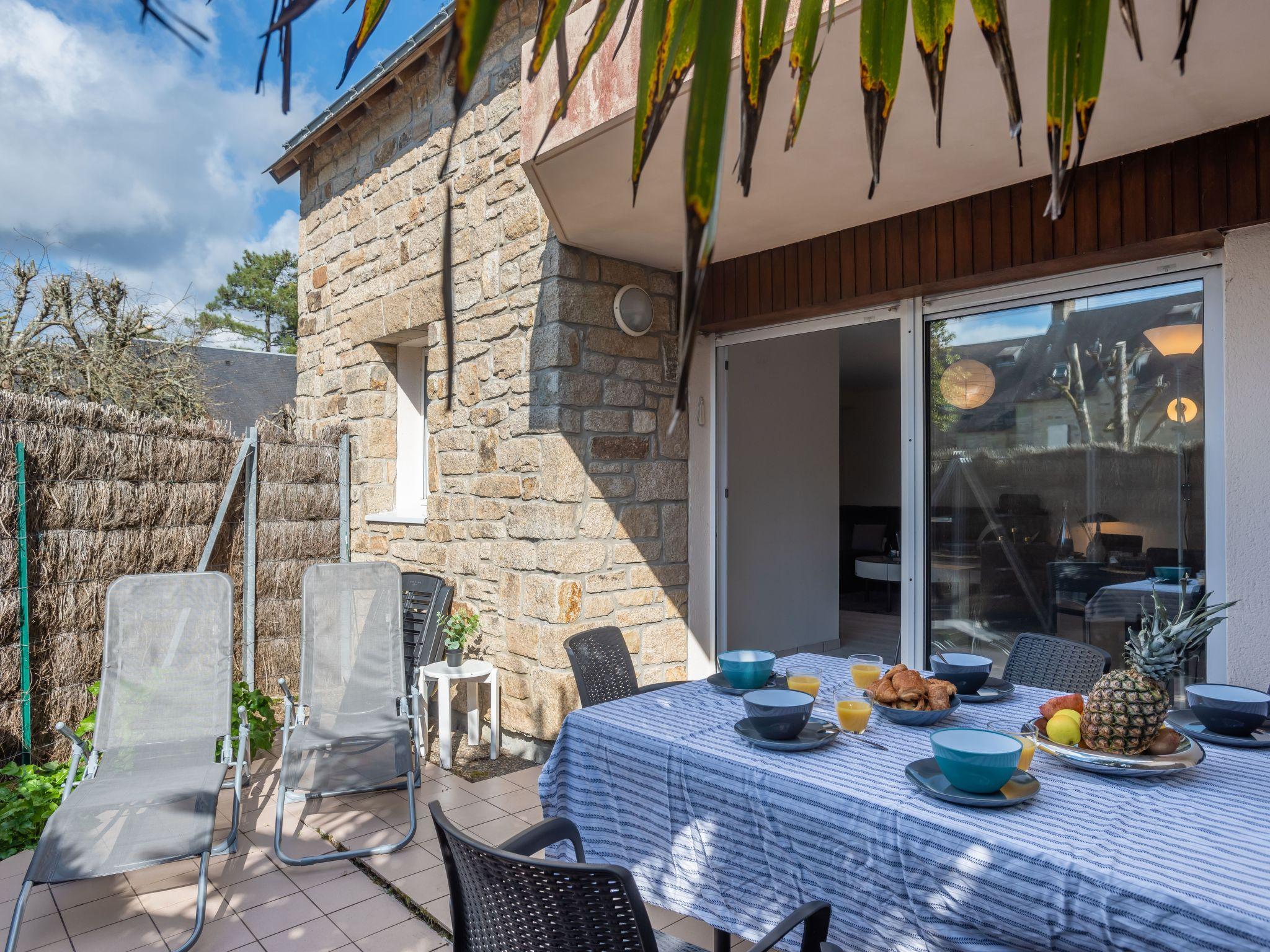 Foto 2 - Appartamento con 2 camere da letto a Carnac con terrazza e vista mare