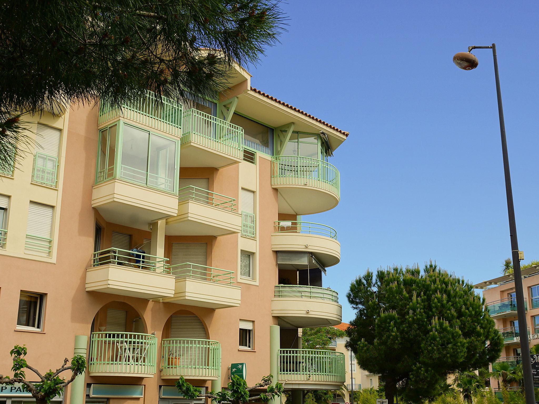 Foto 24 - Apartamento de 2 quartos em Fréjus com terraço e vistas do mar
