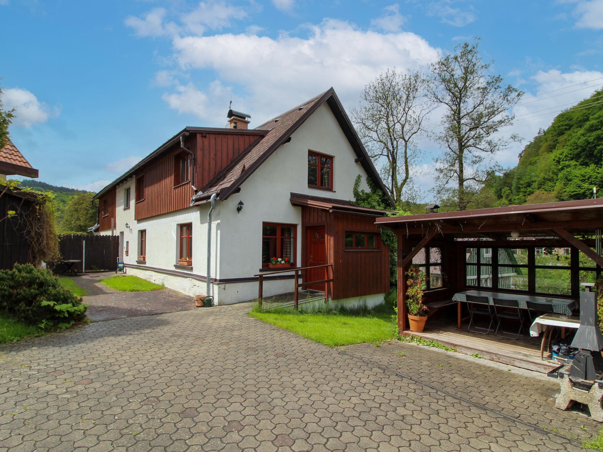 Photo 1 - Appartement de 1 chambre à Malá Skála avec jardin et terrasse