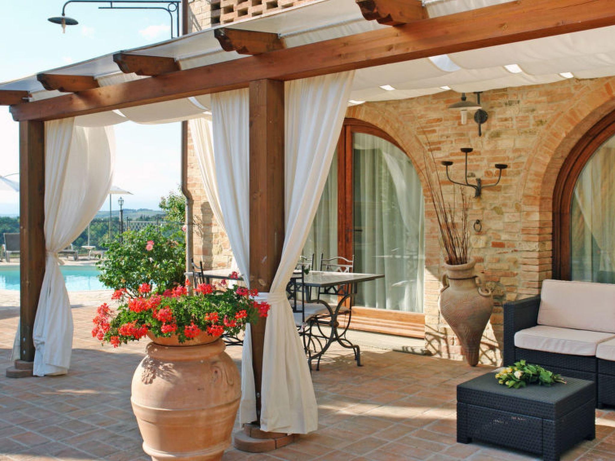 Foto 28 - Casa de 4 quartos em Castelfiorentino com piscina privada e jardim