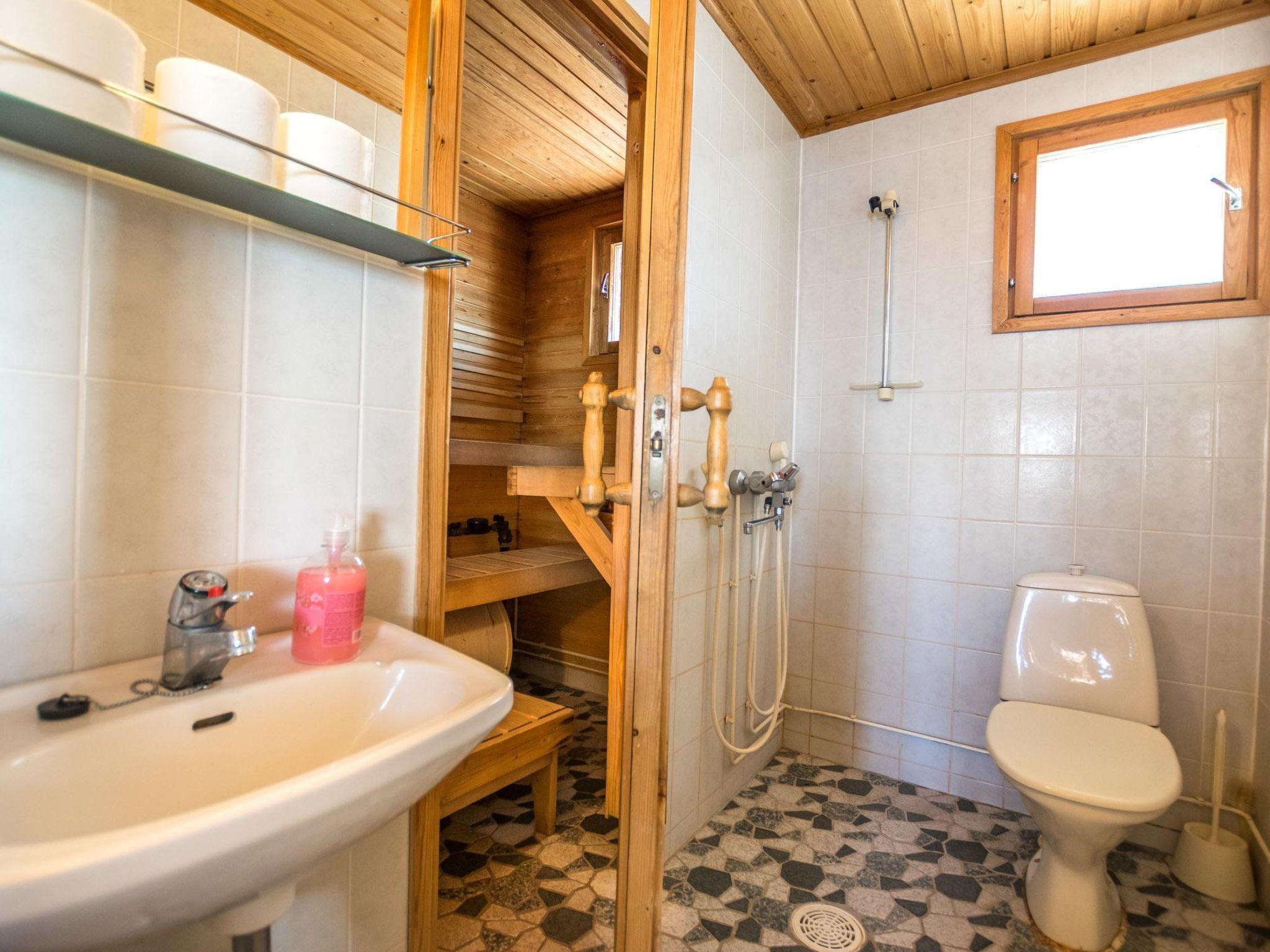 Foto 15 - Casa de 1 quarto em Hyrynsalmi com sauna