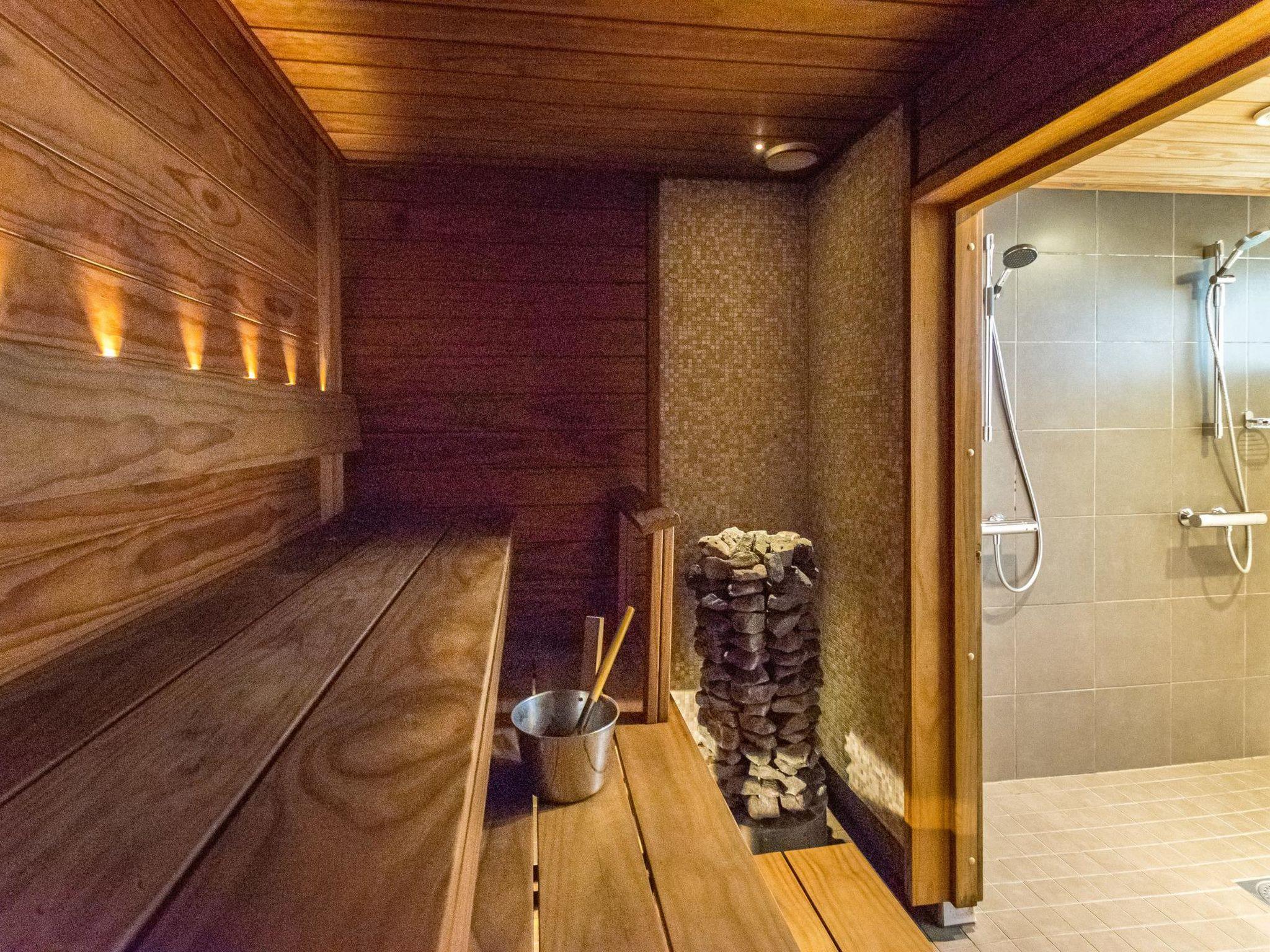 Foto 26 - Casa de 5 quartos em Pälkäne com sauna e banheira de hidromassagem