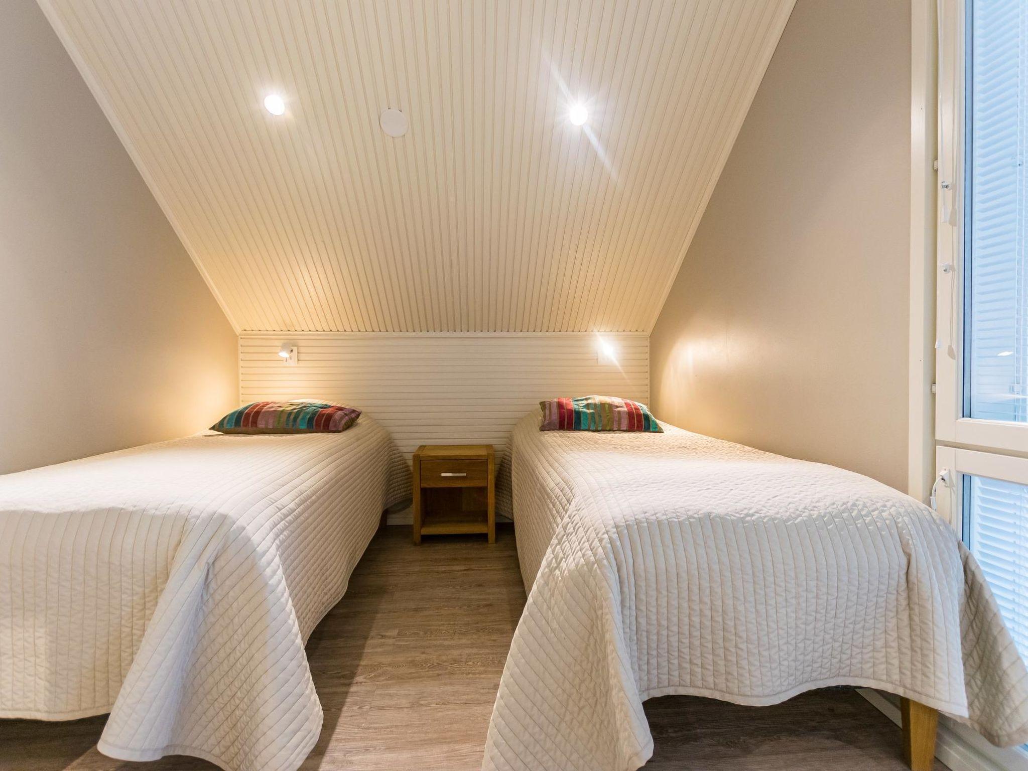 Foto 18 - Casa con 5 camere da letto a Pälkäne con sauna e vasca idromassaggio