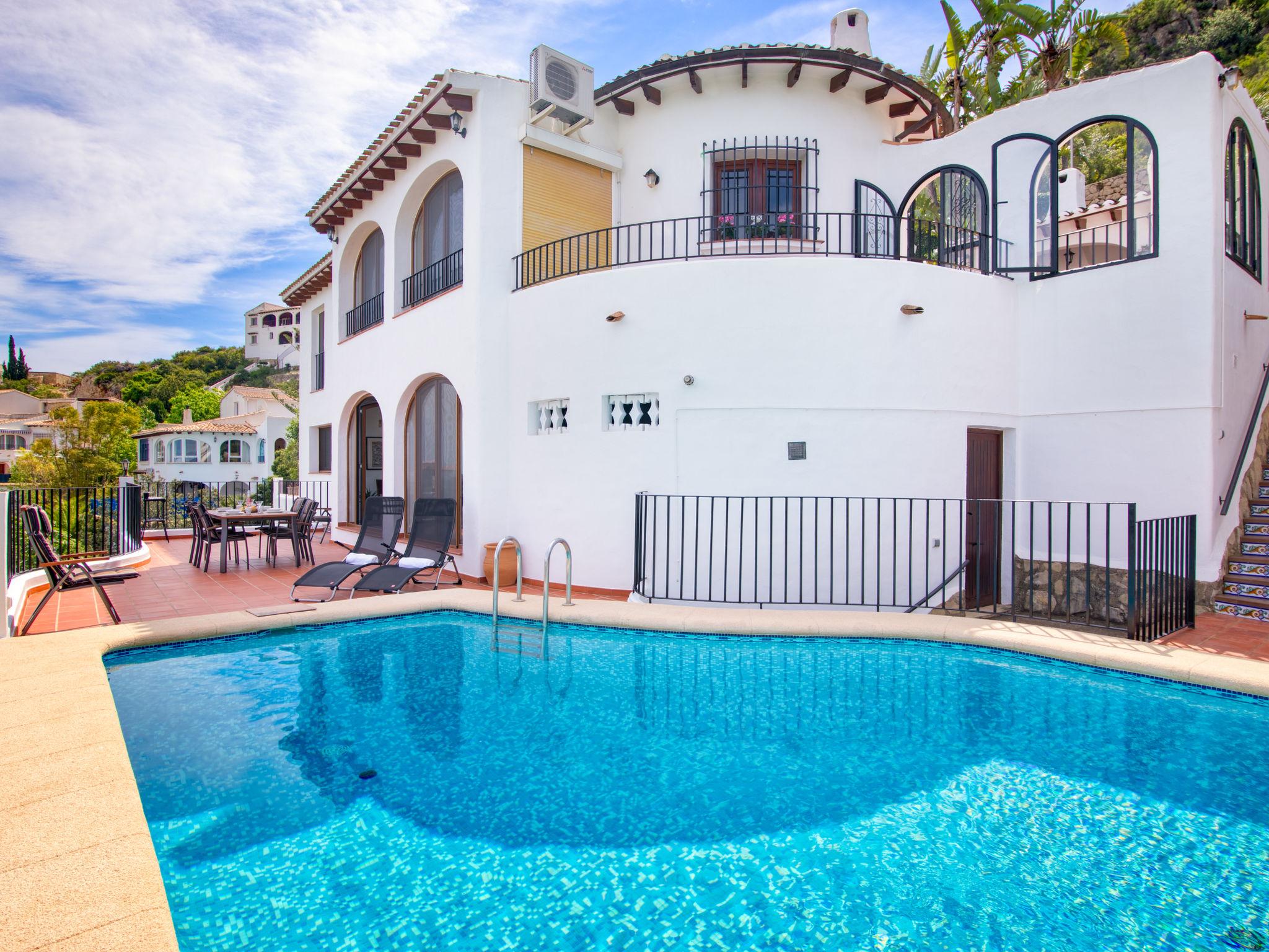 Photo 2 - Maison de 1 chambre à Pego avec piscine privée et jardin