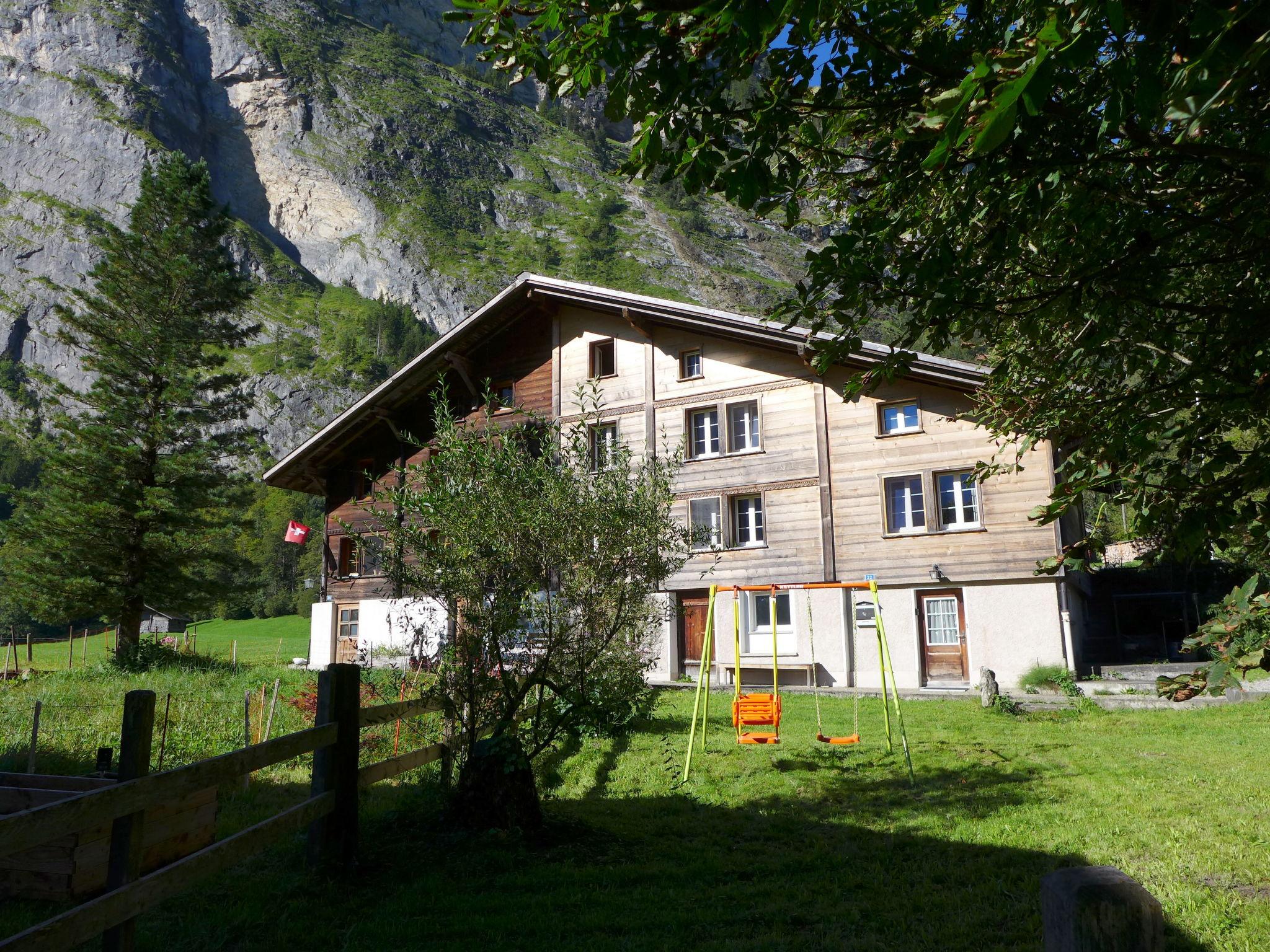 Foto 1 - Casa de 6 habitaciones en Innertkirchen con jardín y vistas a la montaña