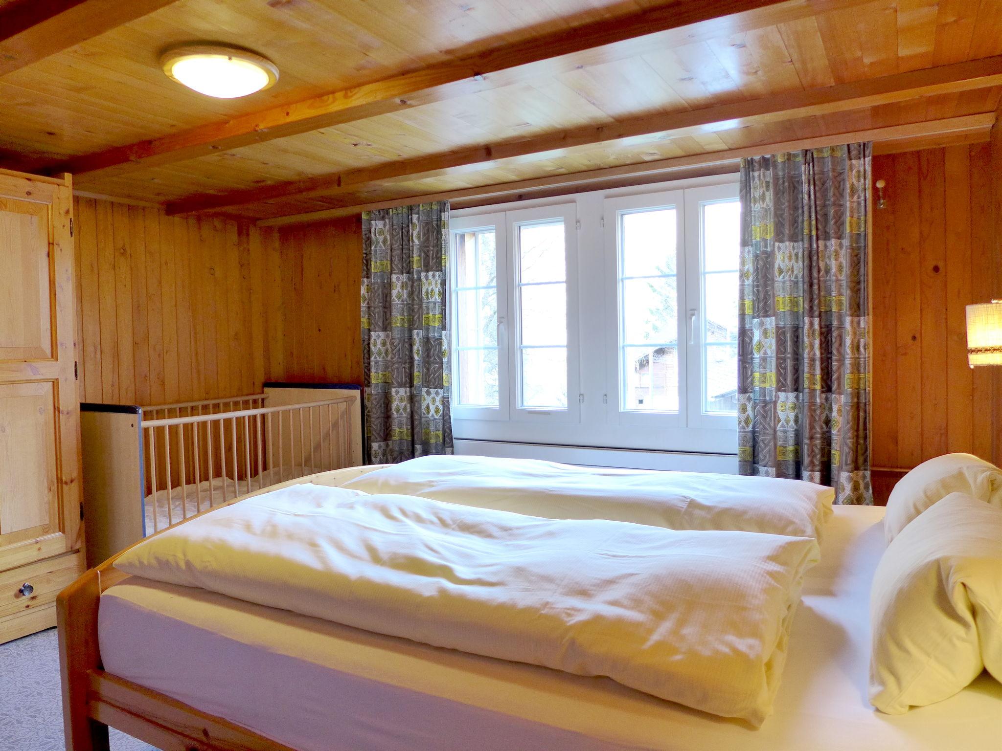 Foto 13 - Casa con 6 camere da letto a Innertkirchen con giardino e vista sulle montagne