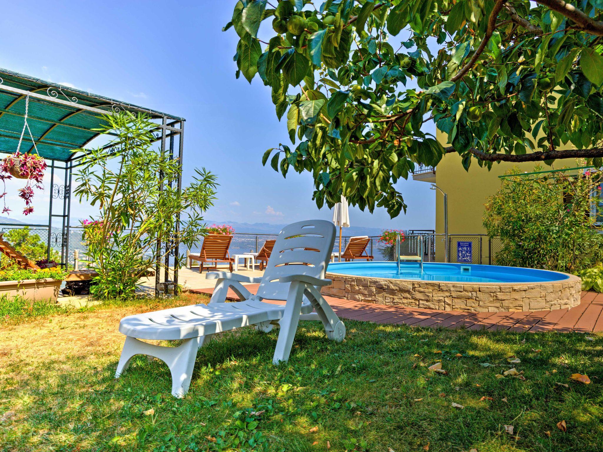 Photo 19 - Appartement de 1 chambre à Lovran avec piscine et jardin