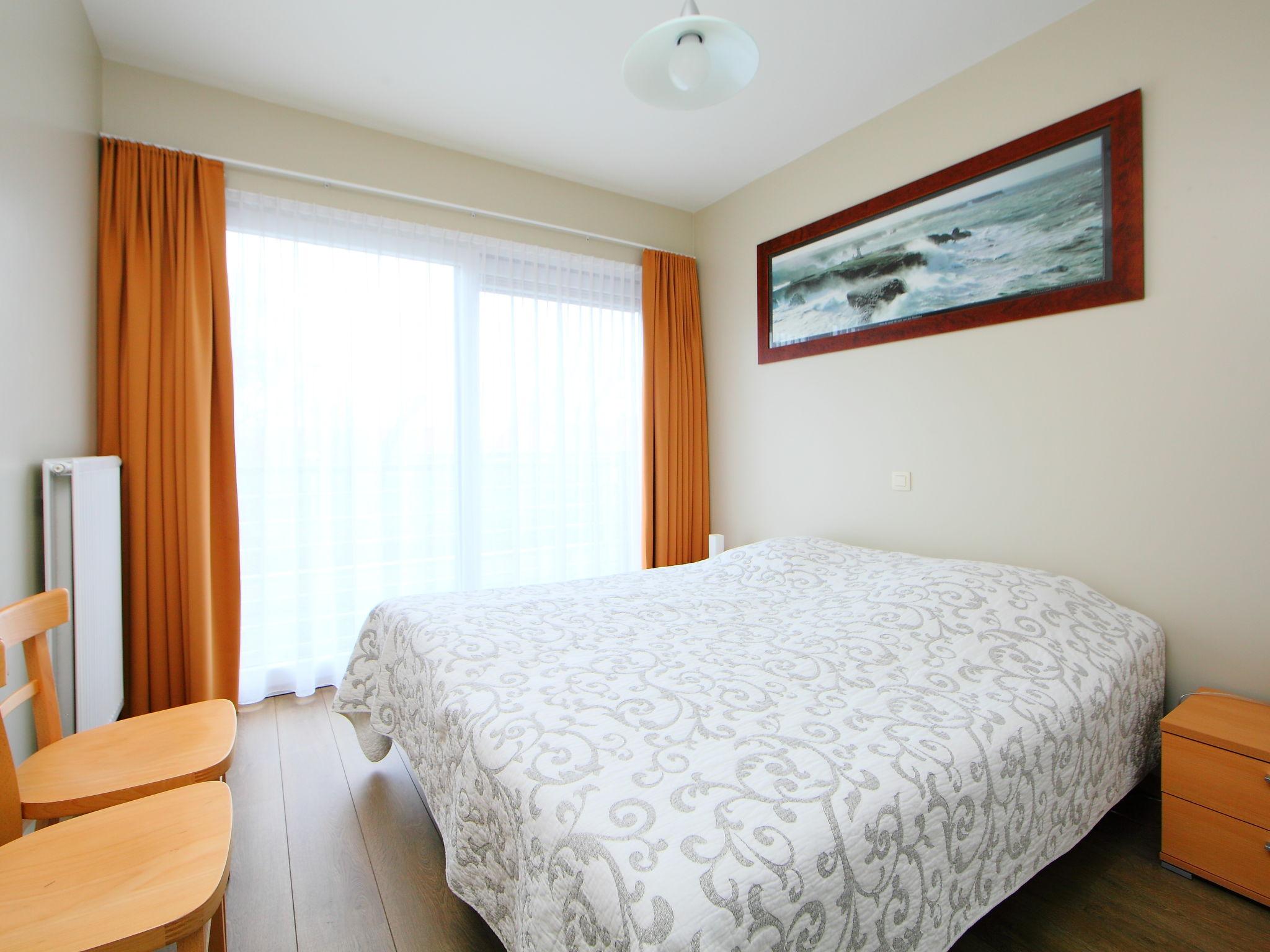 Photo 9 - 2 bedroom Apartment in Bredene with terrace