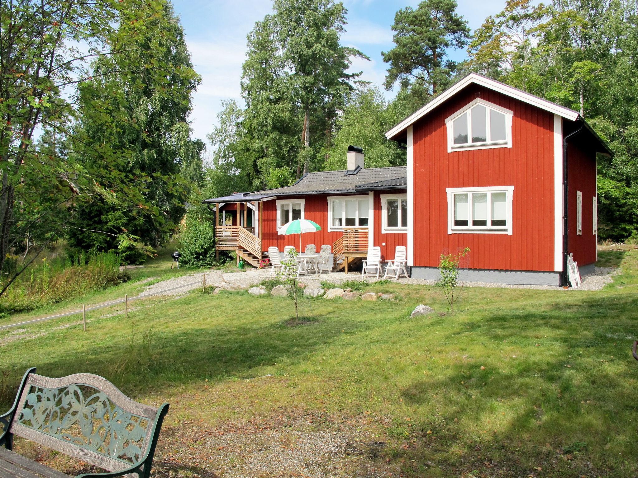 Foto 13 - Casa de 3 quartos em Adelsö com jardim