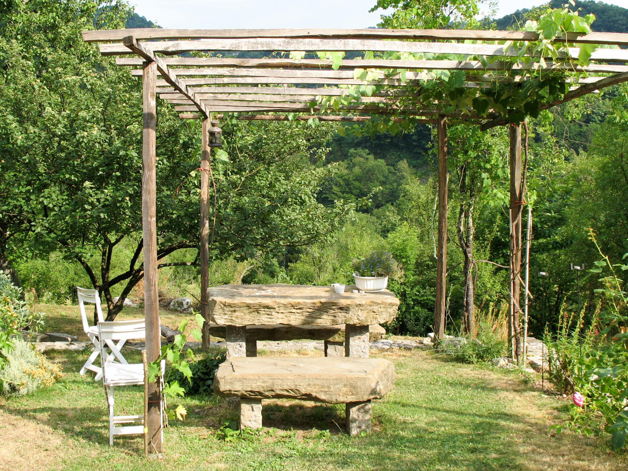 Photo 2 - Maison de 1 chambre à Grimacco avec jardin