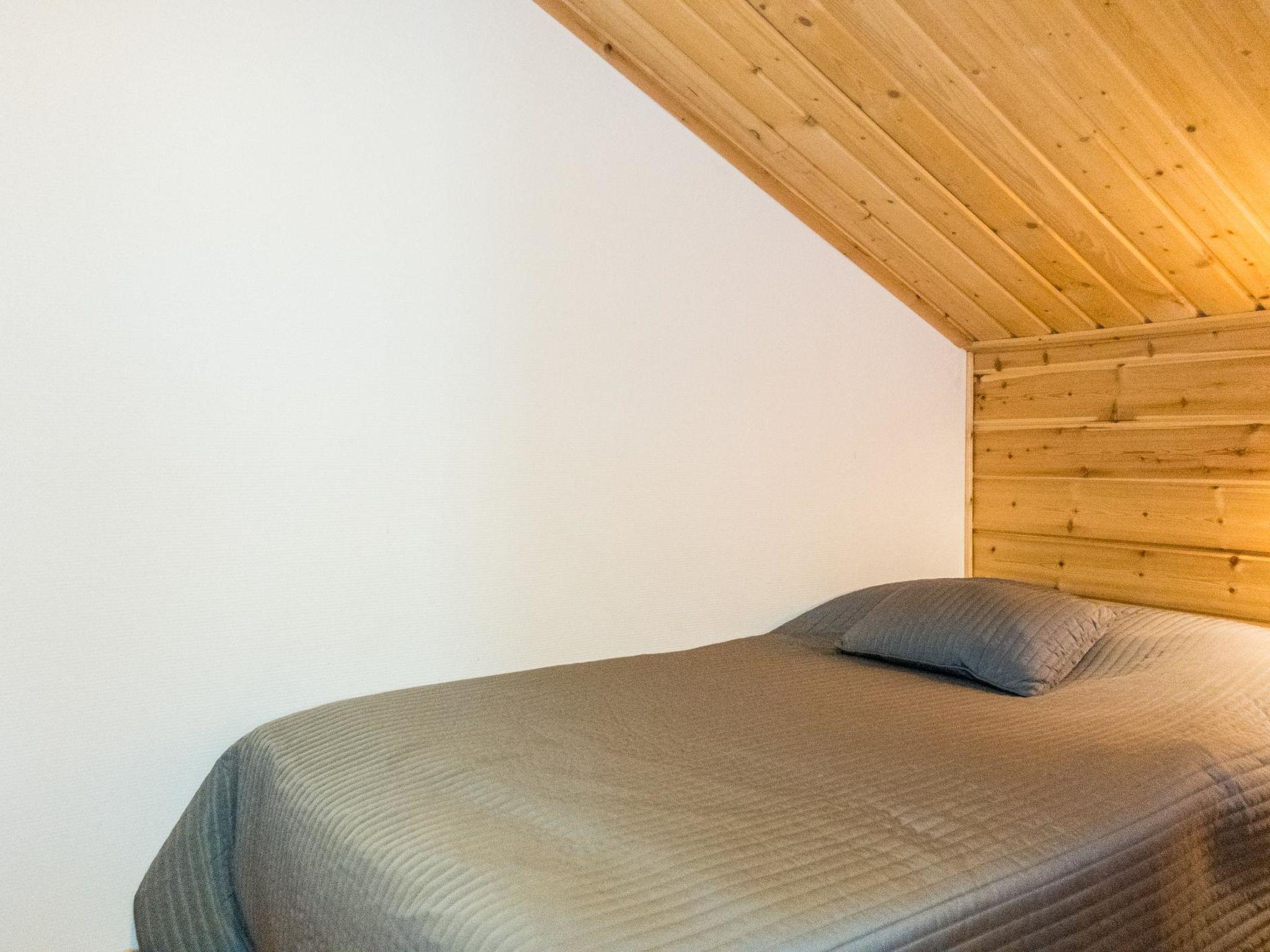 Foto 13 - Casa de 3 habitaciones en Kittilä con sauna y vistas a la montaña