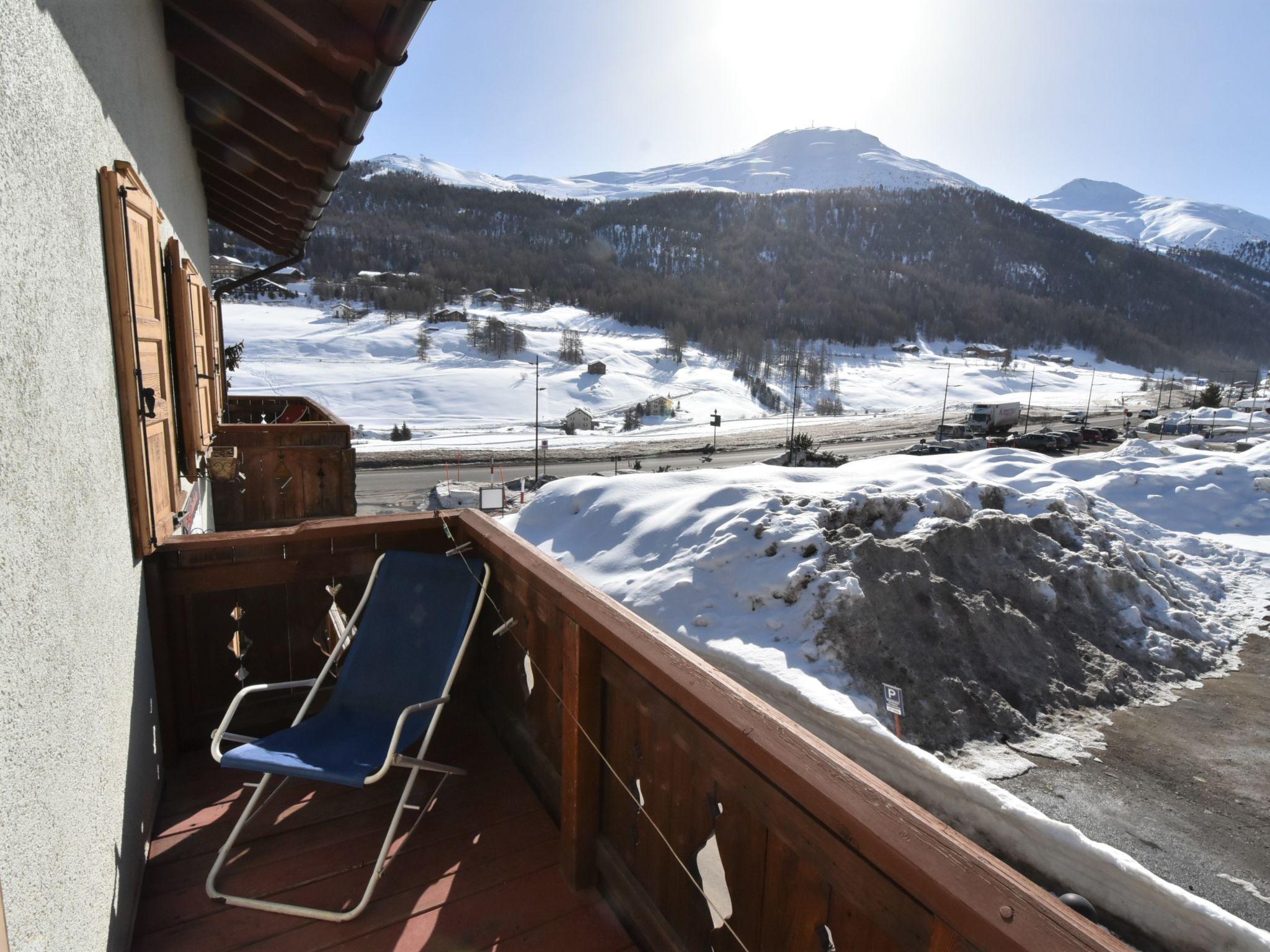 Foto 30 - Apartamento de 3 habitaciones en Livigno con jardín y vistas a la montaña