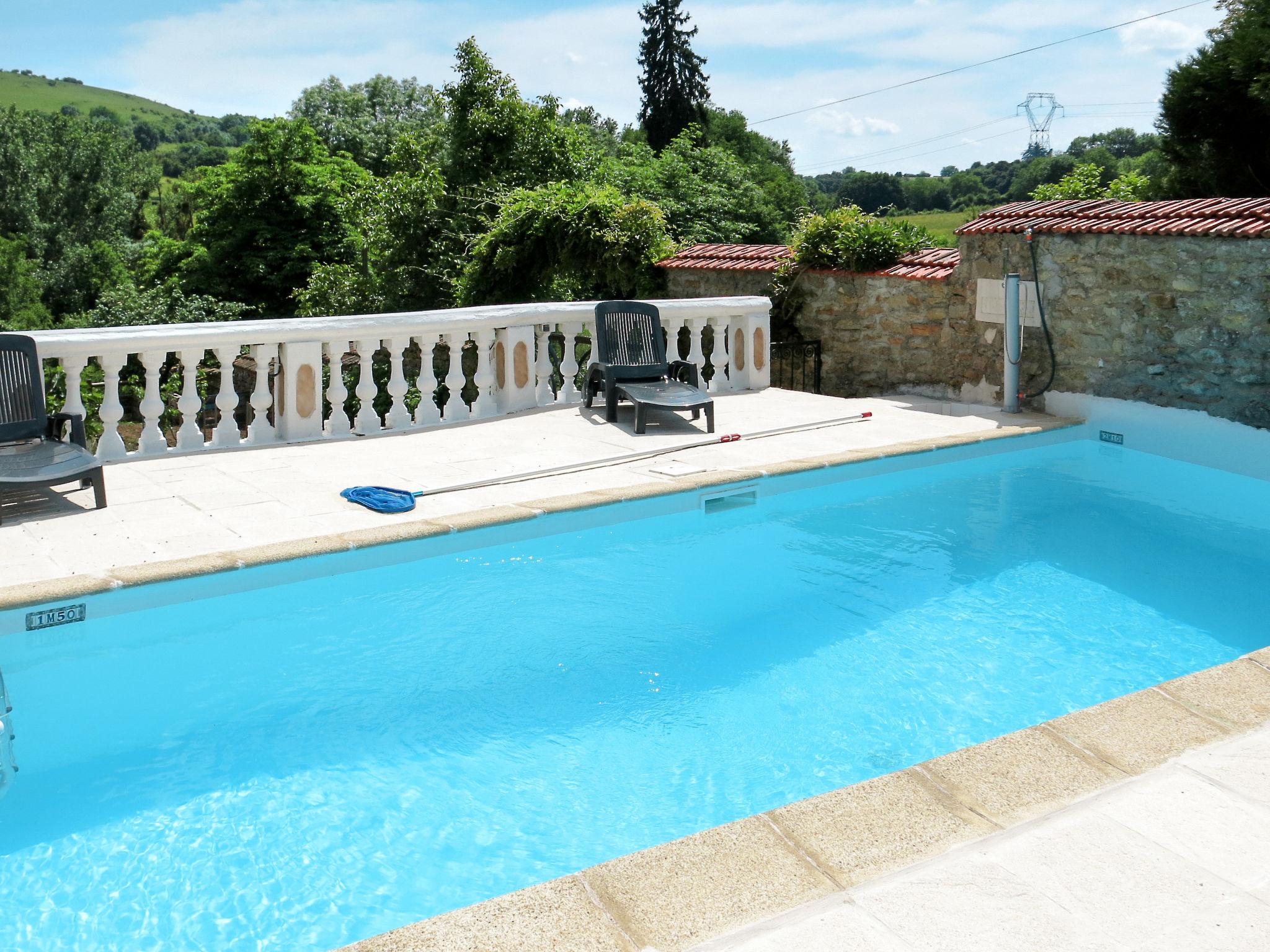 Photo 8 - Maison de 1 chambre à Épertully avec piscine privée et jardin