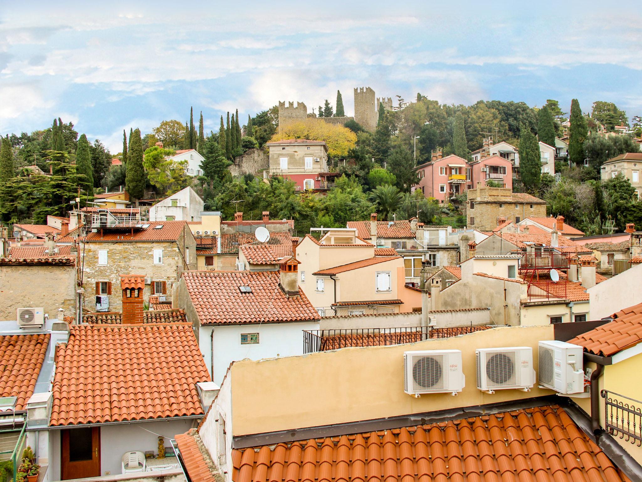 Photo 11 - 1 bedroom Apartment in Piran with garden and terrace