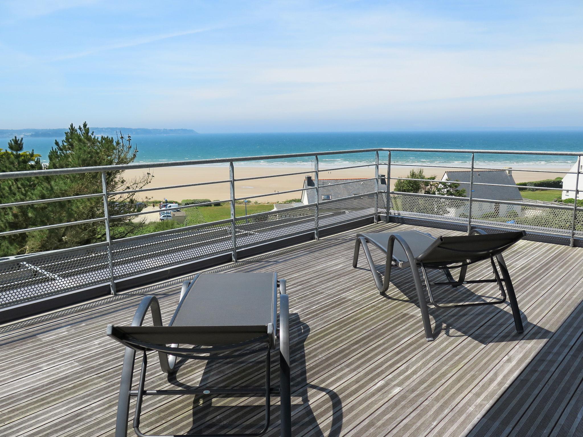 Photo 2 - Maison de 3 chambres à Plonévez-Porzay avec jardin et terrasse