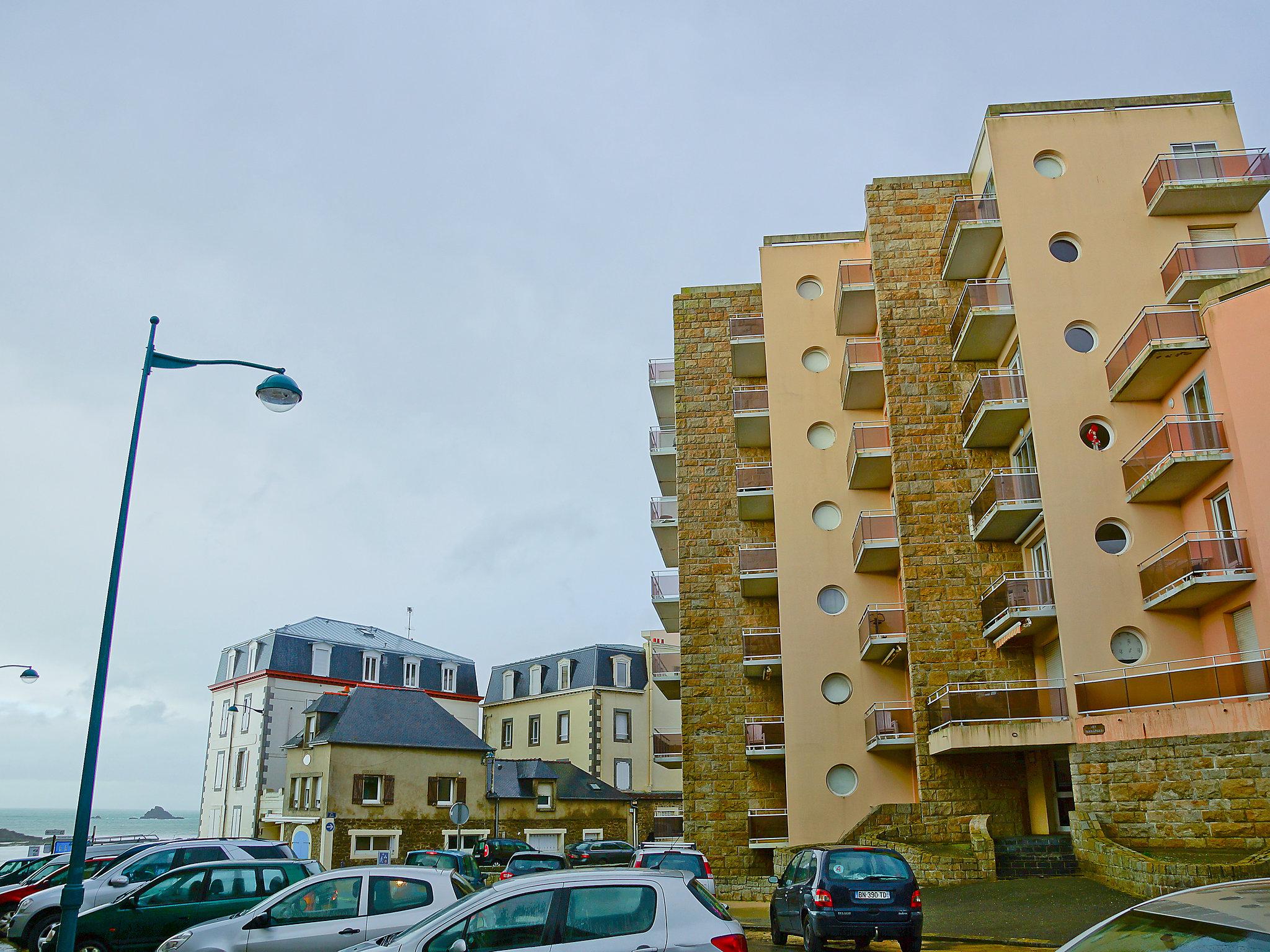 Foto 15 - Apartamento de 2 quartos em Saint-Malo com terraço