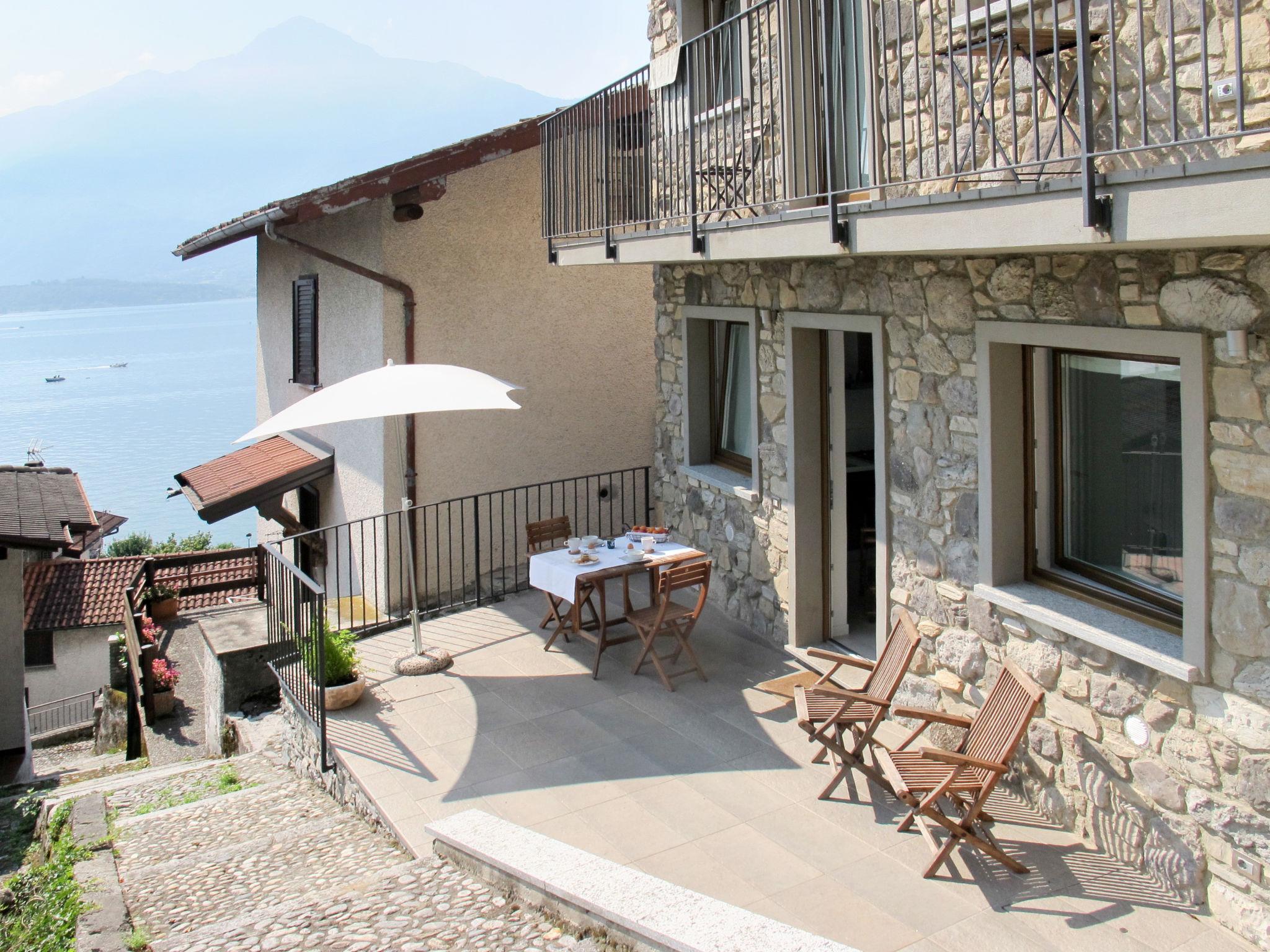 Photo 1 - Appartement de 1 chambre à Gera Lario avec terrasse et vues sur la montagne
