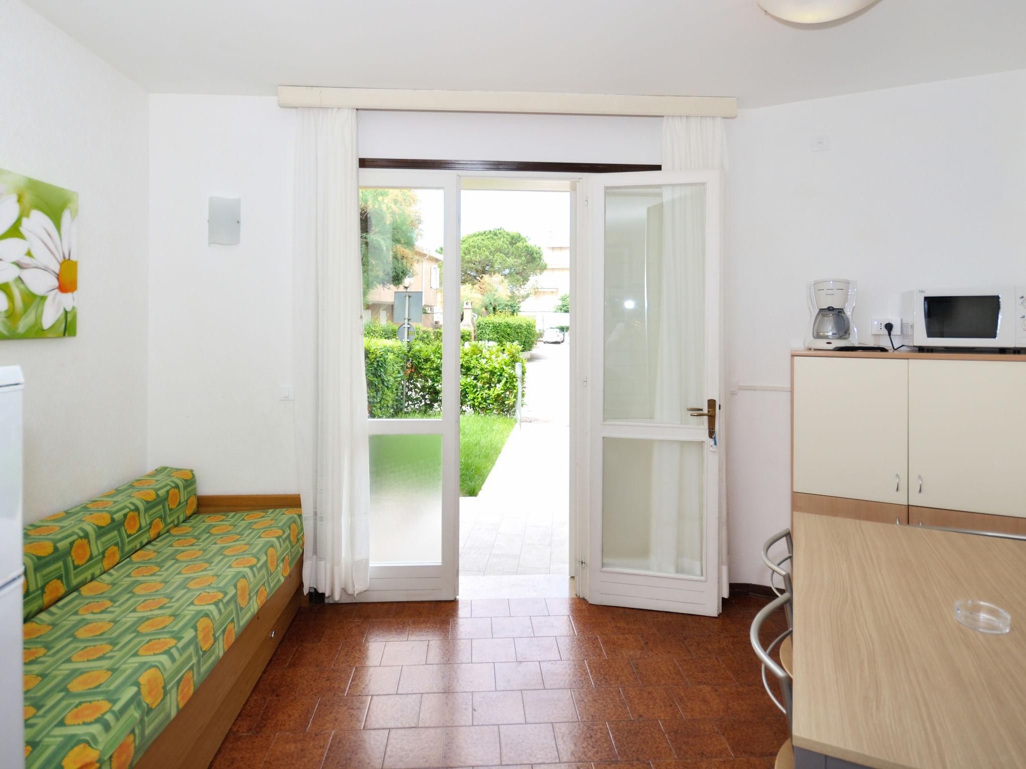 Foto 3 - Appartamento con 1 camera da letto a San Michele al Tagliamento con piscina e vista mare