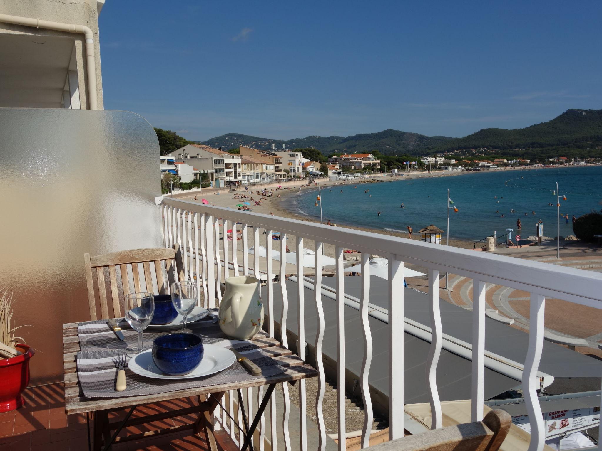Photo 19 - 1 bedroom Apartment in Saint-Cyr-sur-Mer with terrace and sea view
